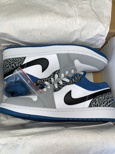Nike Air Jordan 1 Low "True Blue"