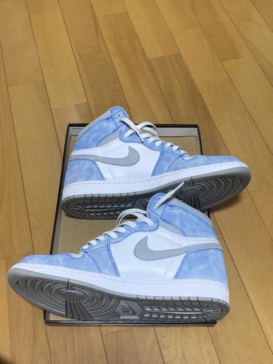 Nike Air Jordan 1 High OG "Hyper Royal"