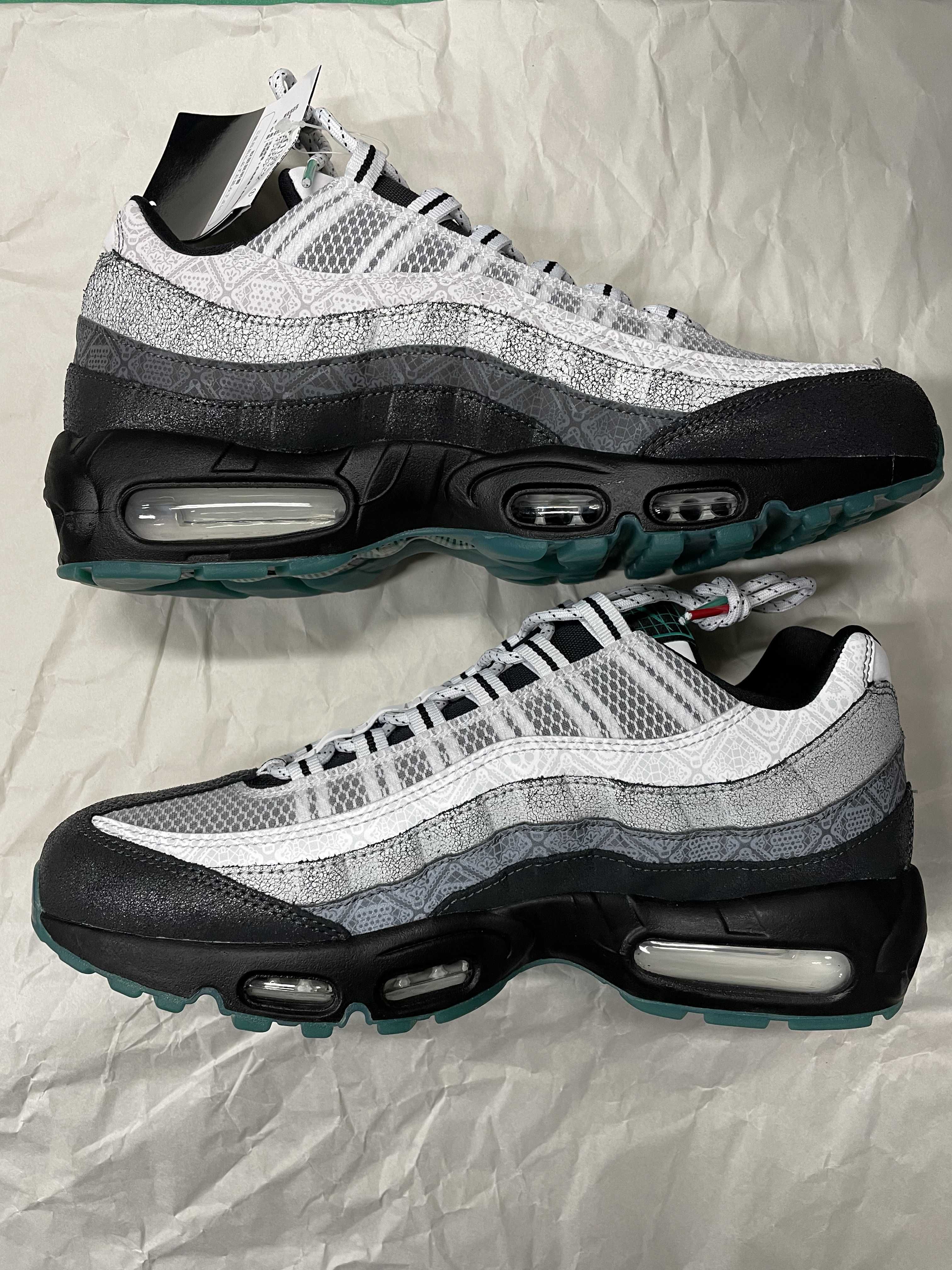 Nike Air Max 95 SE "Day of the Dead"