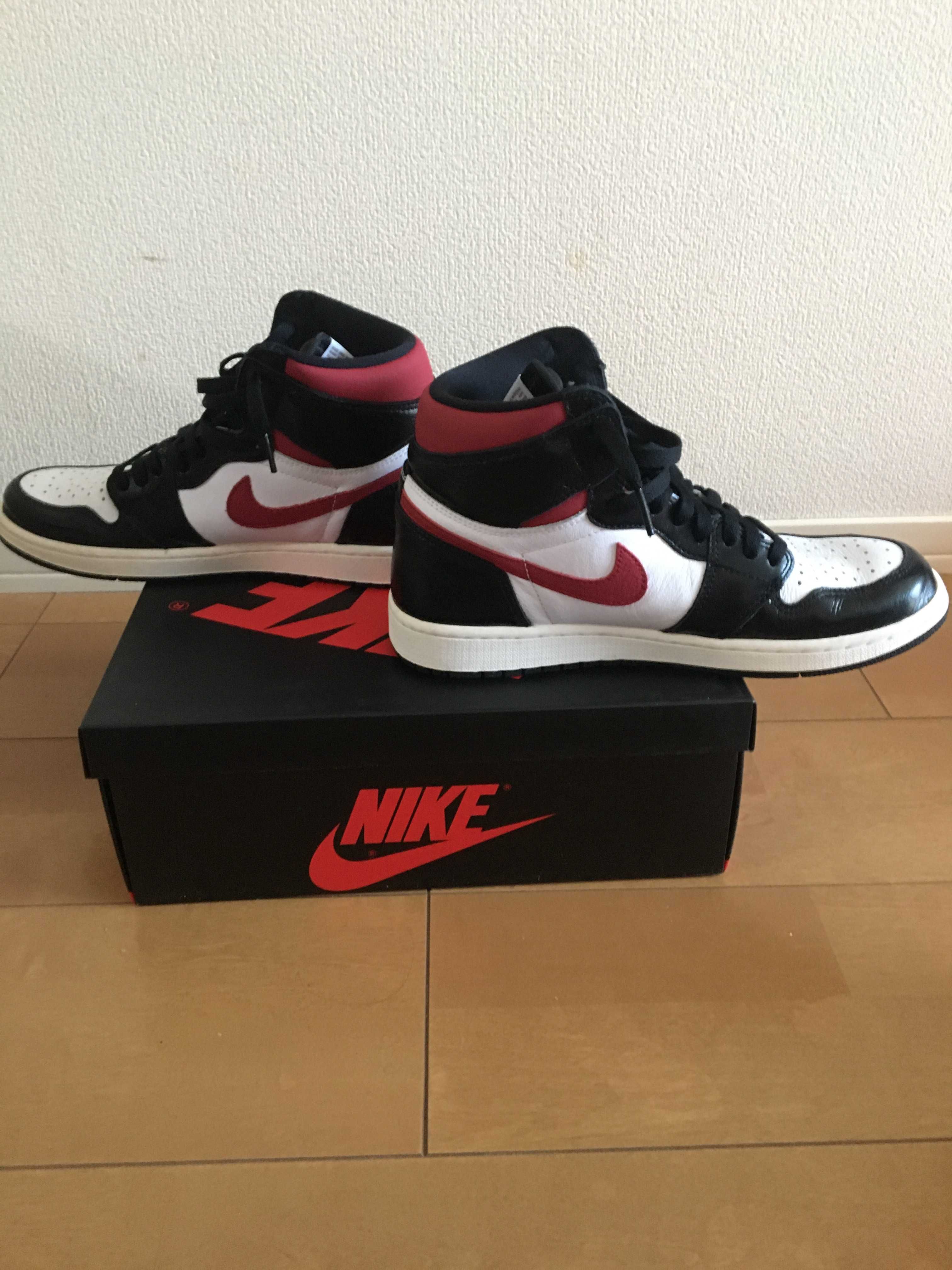 Nike Air Jordan 1 Retro High "Black/White/Sail/Gym Red"