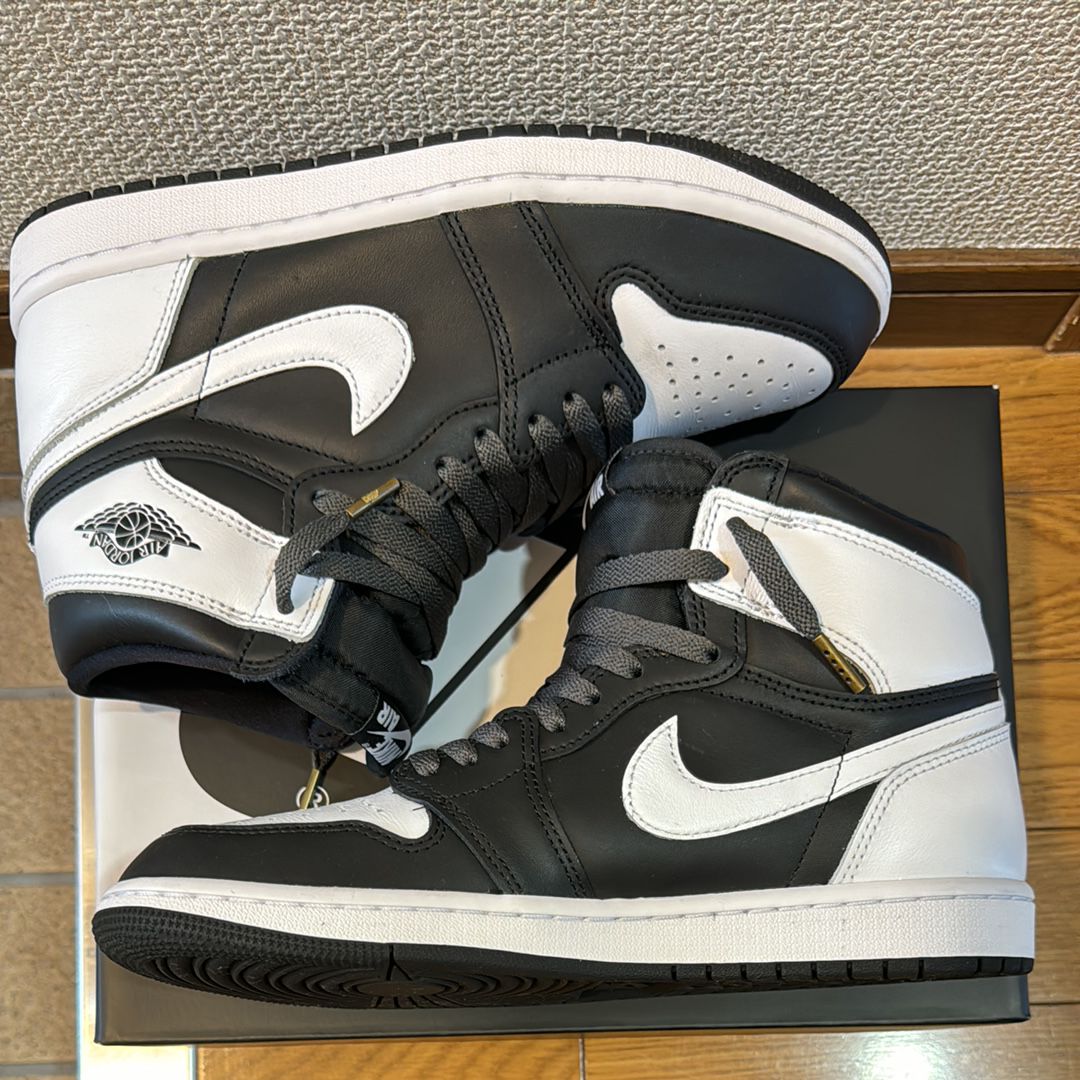 Nike Air Jordan 1 Retro High OG "Black/White"