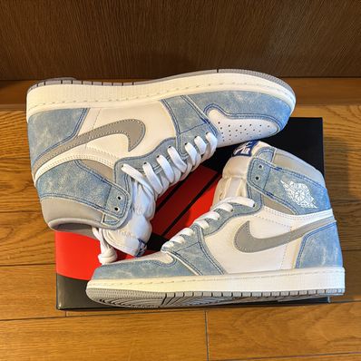 Nike Air Jordan 1 High OG "Hyper Royal"