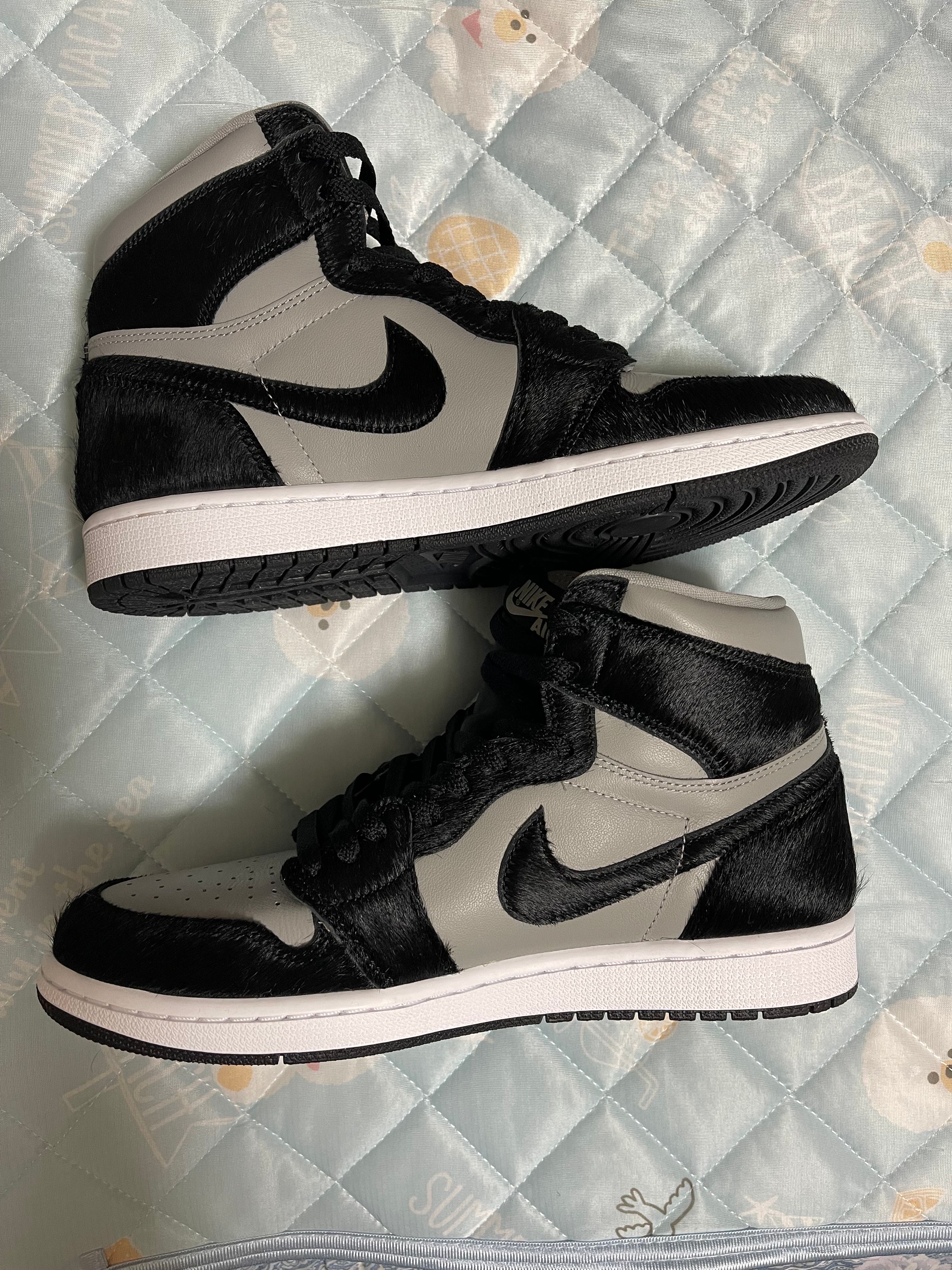 Nike Women's Air Jordan 1 Retro High OG "Medium Grey"