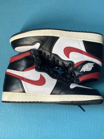 Nike Air Jordan 1 Retro High "Black/White/Sail/Gym Red"