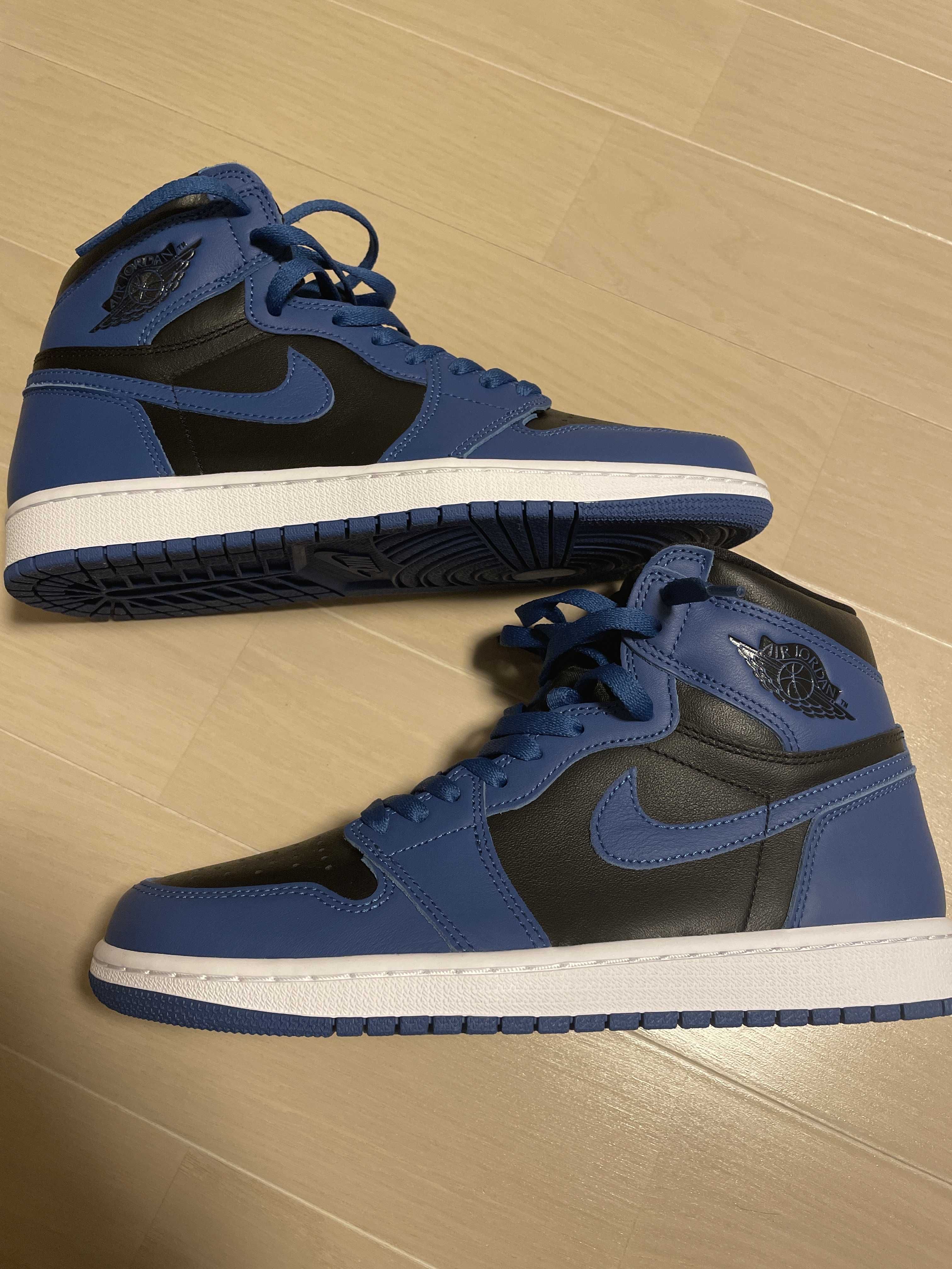 Nike Air Jordan 1 Retro High OG "Dark Marina Blue"