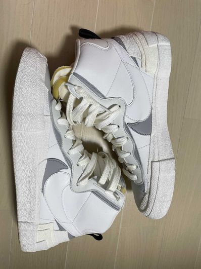sacai × NIKE BLAZER MID "WHITE/WOLF GREY"