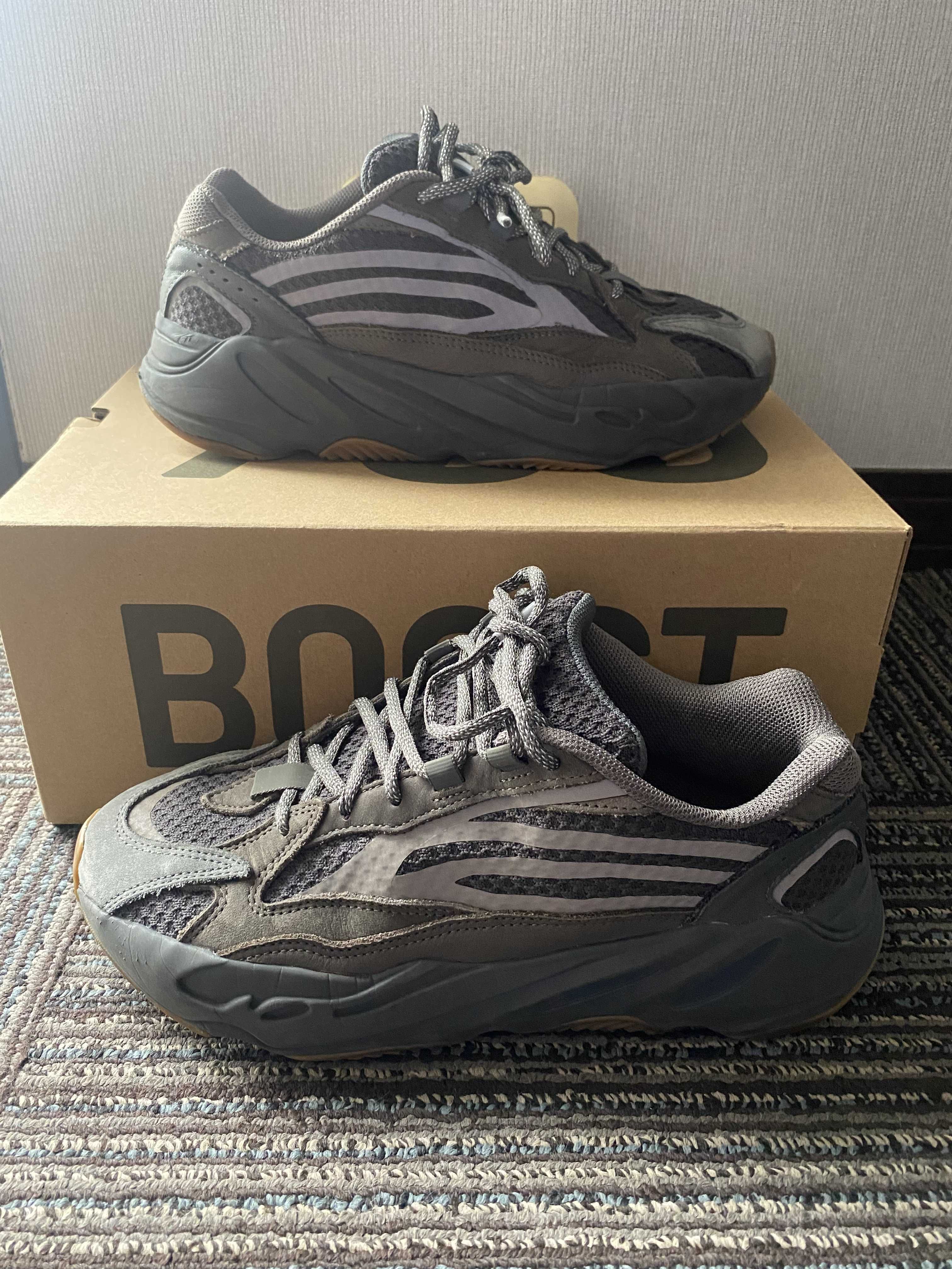 ADIDAS ORIGINALS YEEZY BOOST 700 V2 "GEODE"