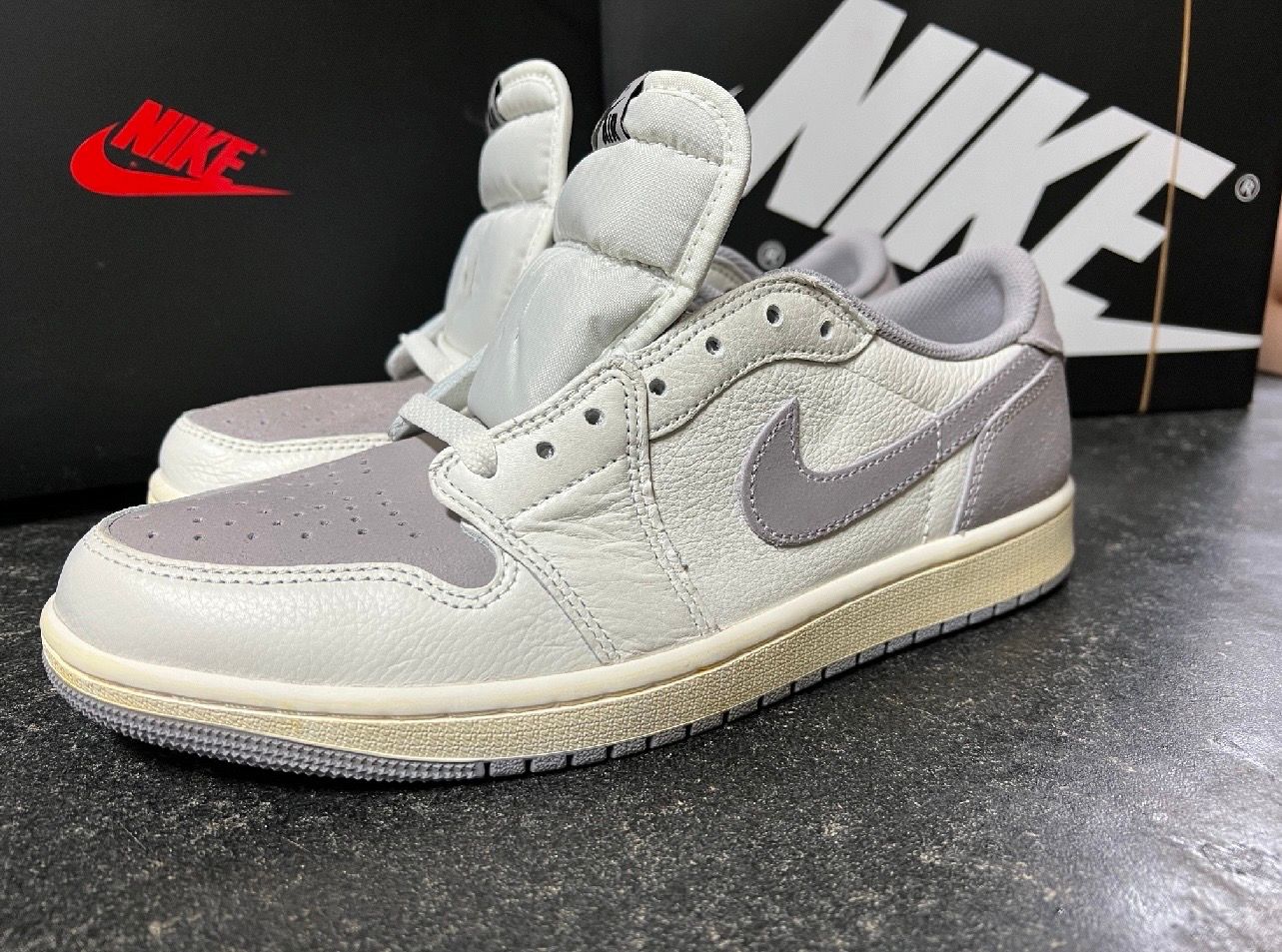 Nike Air Jordan 1 Retro Low OG "Atmosphere Grey"