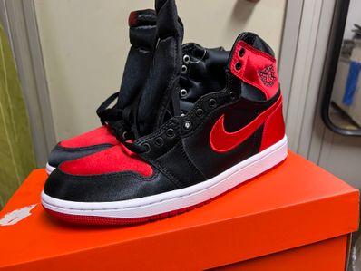 Nike Women's Air Jordan 1 Retro High OG "Satin Bred"