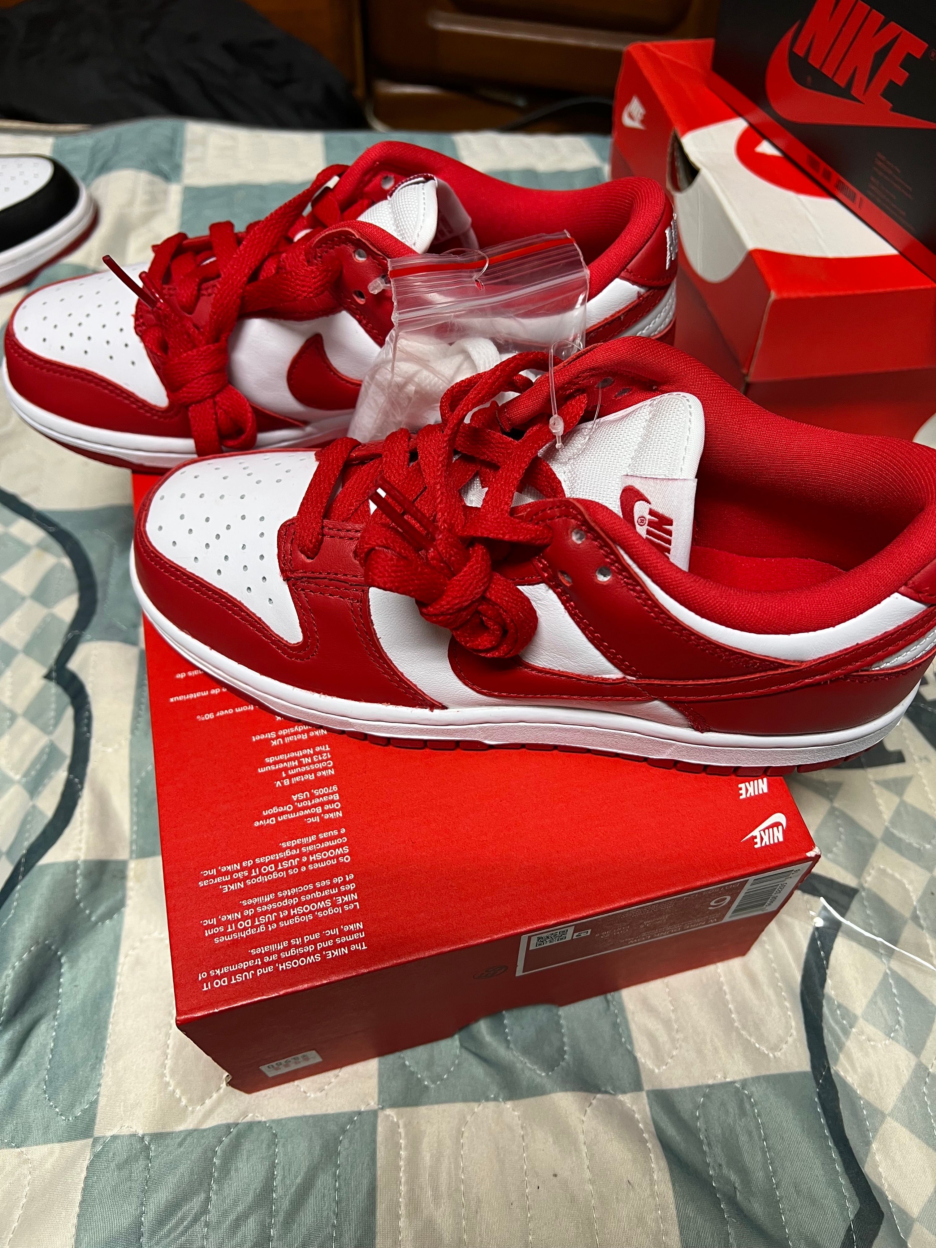 Nike Dunk Low SP "White and University Red"