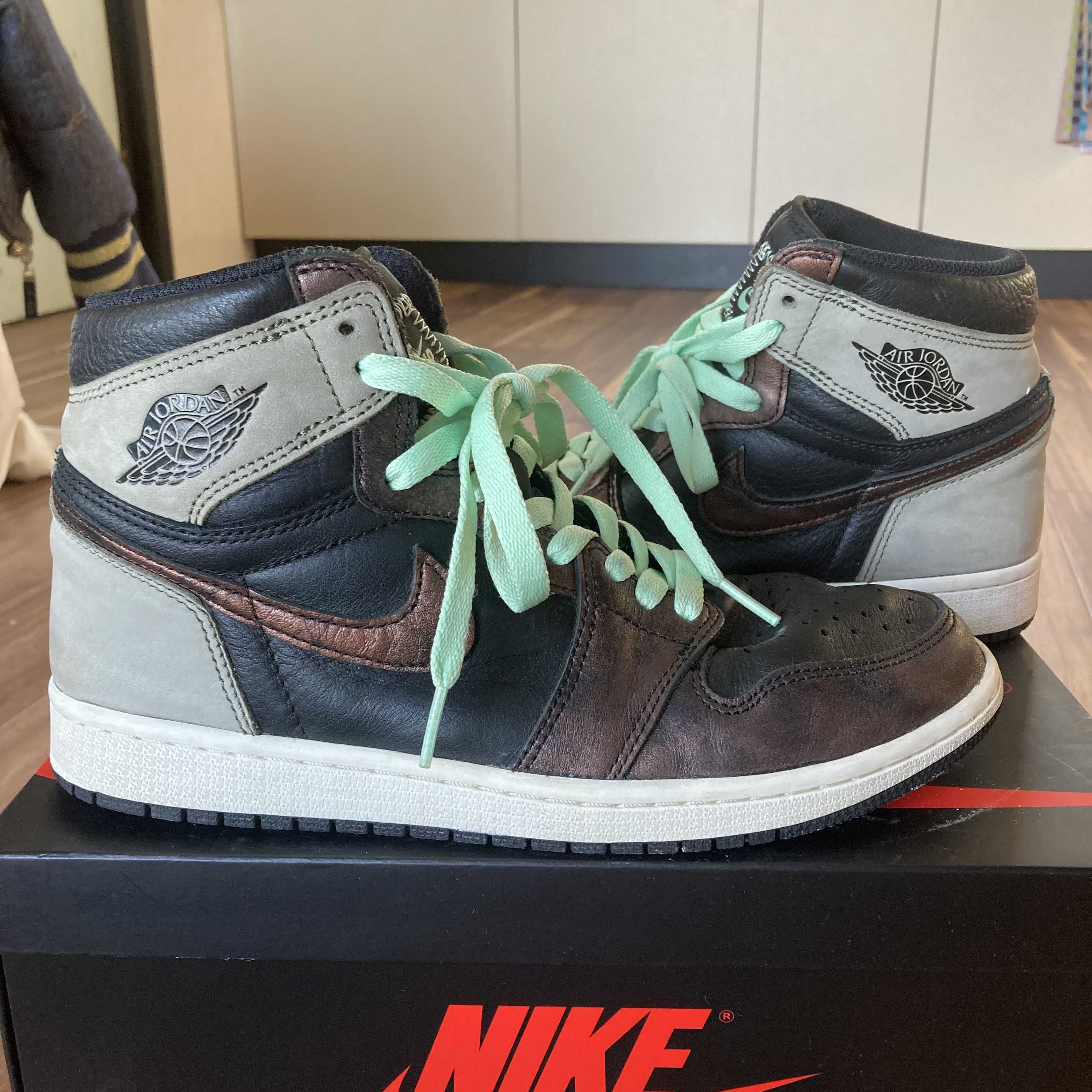 Nike Air Jordan 1 High OG "Rust Shadow" 