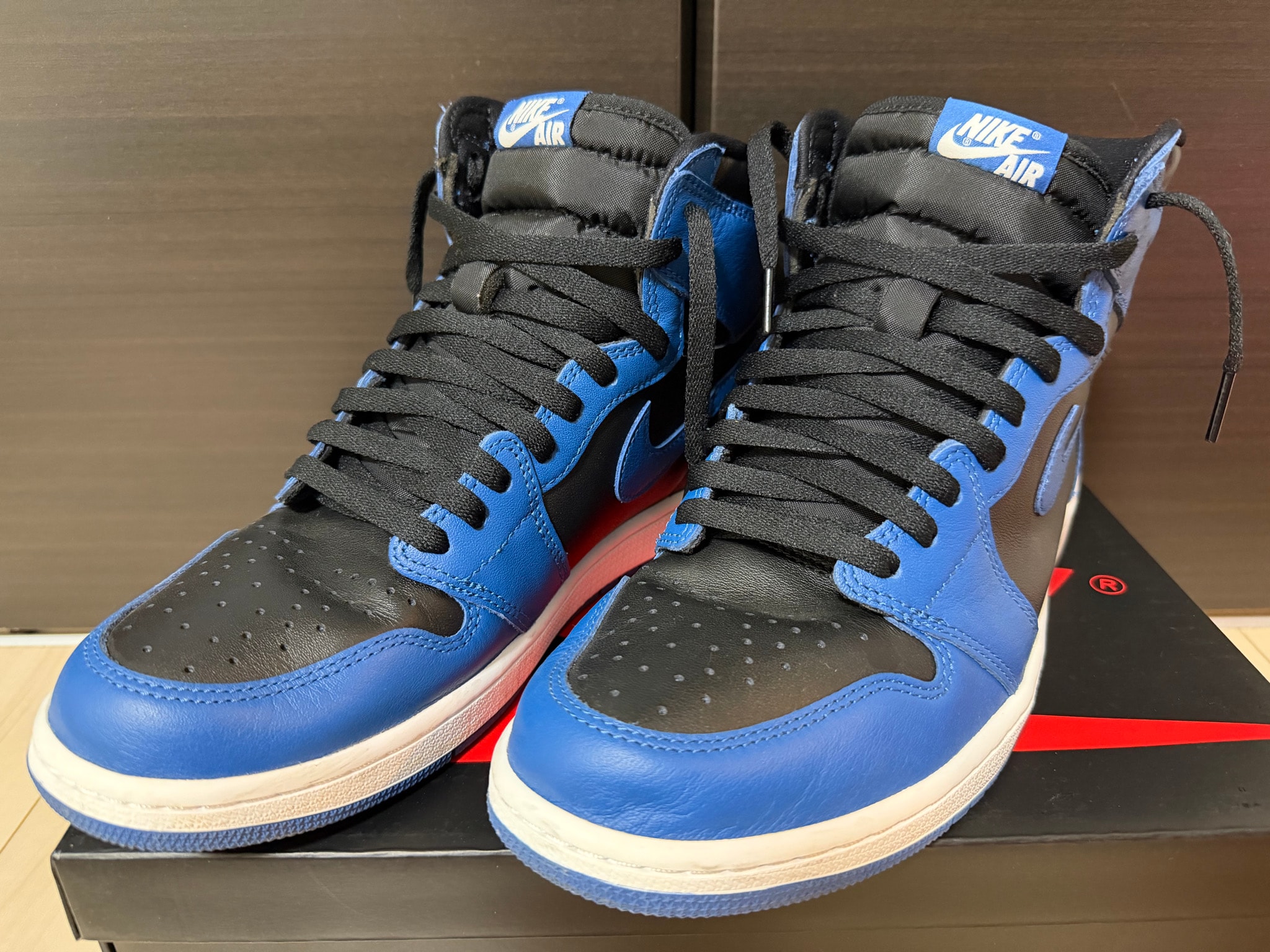Nike Air Jordan 1 Retro High OG "Dark Marina Blue"