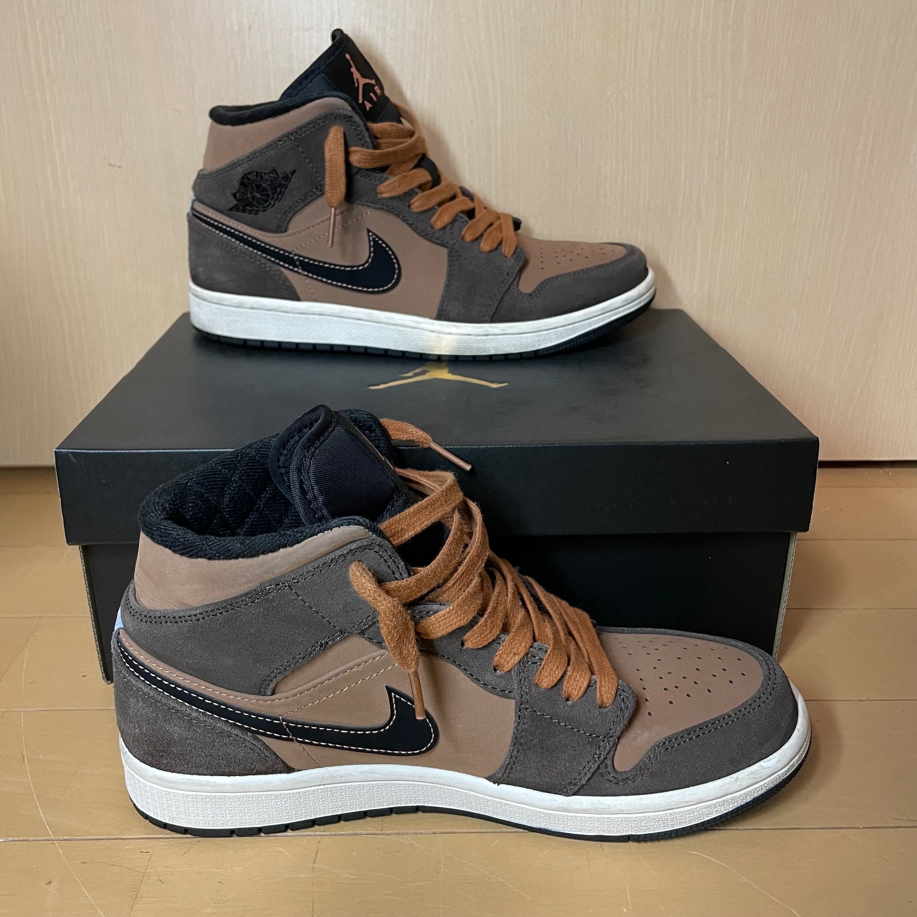 Nike Air Jordan 1 Mid SE "Dark Chocolate"