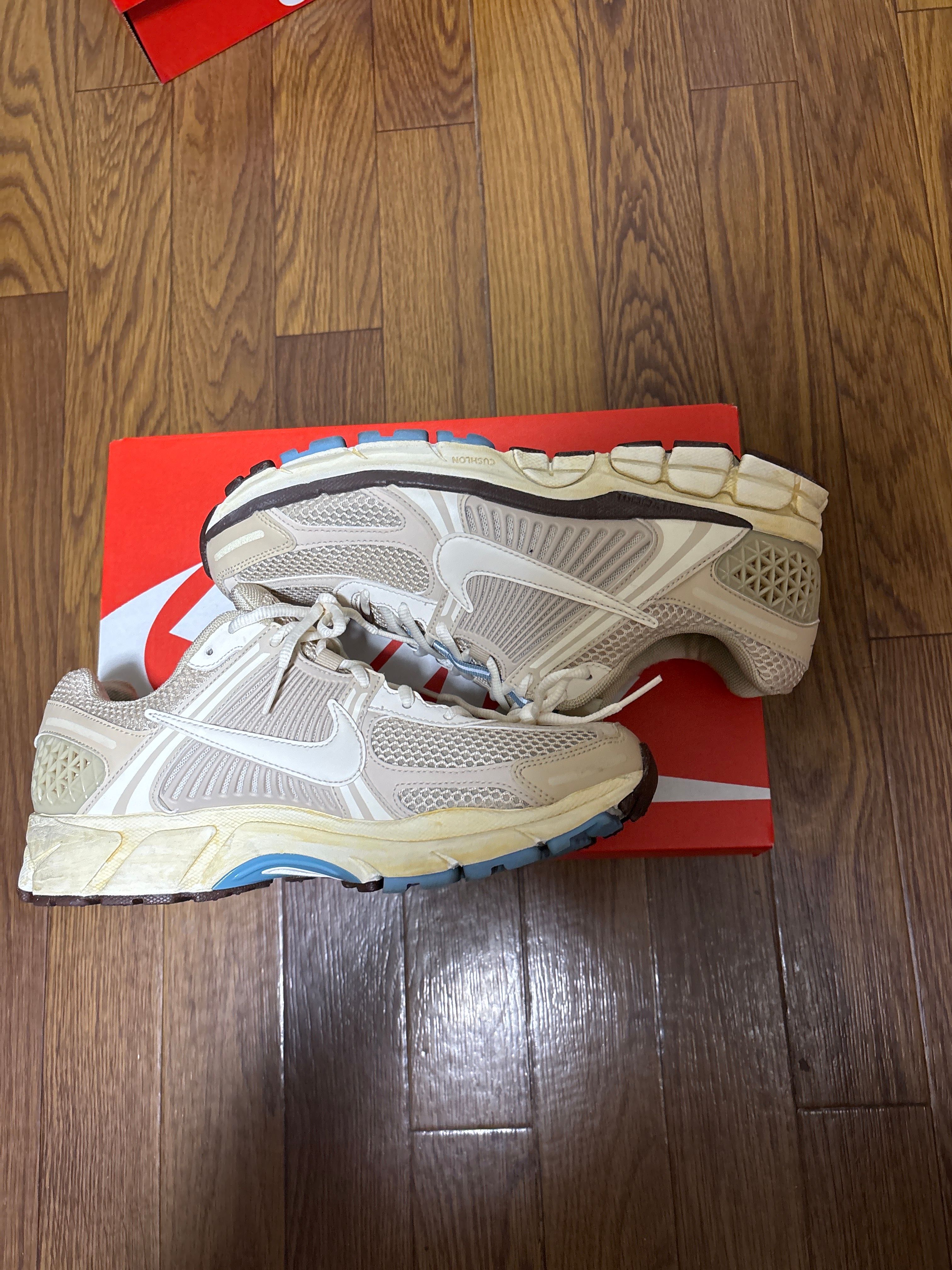 Nike Women's Zoom Vomero 5 "Oatmeal"