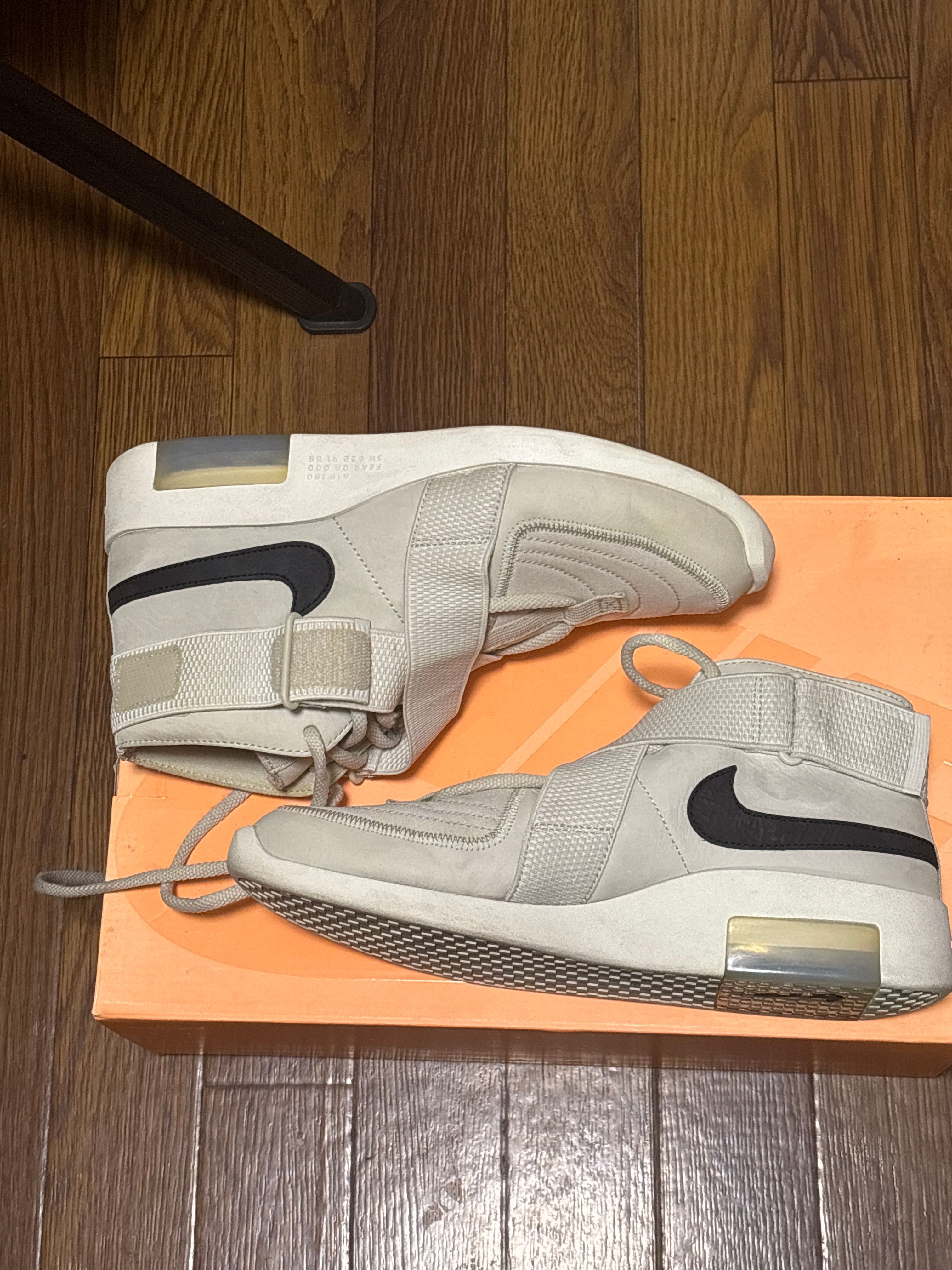 Fear Of God × Nike Air  Raid "Light Bone"