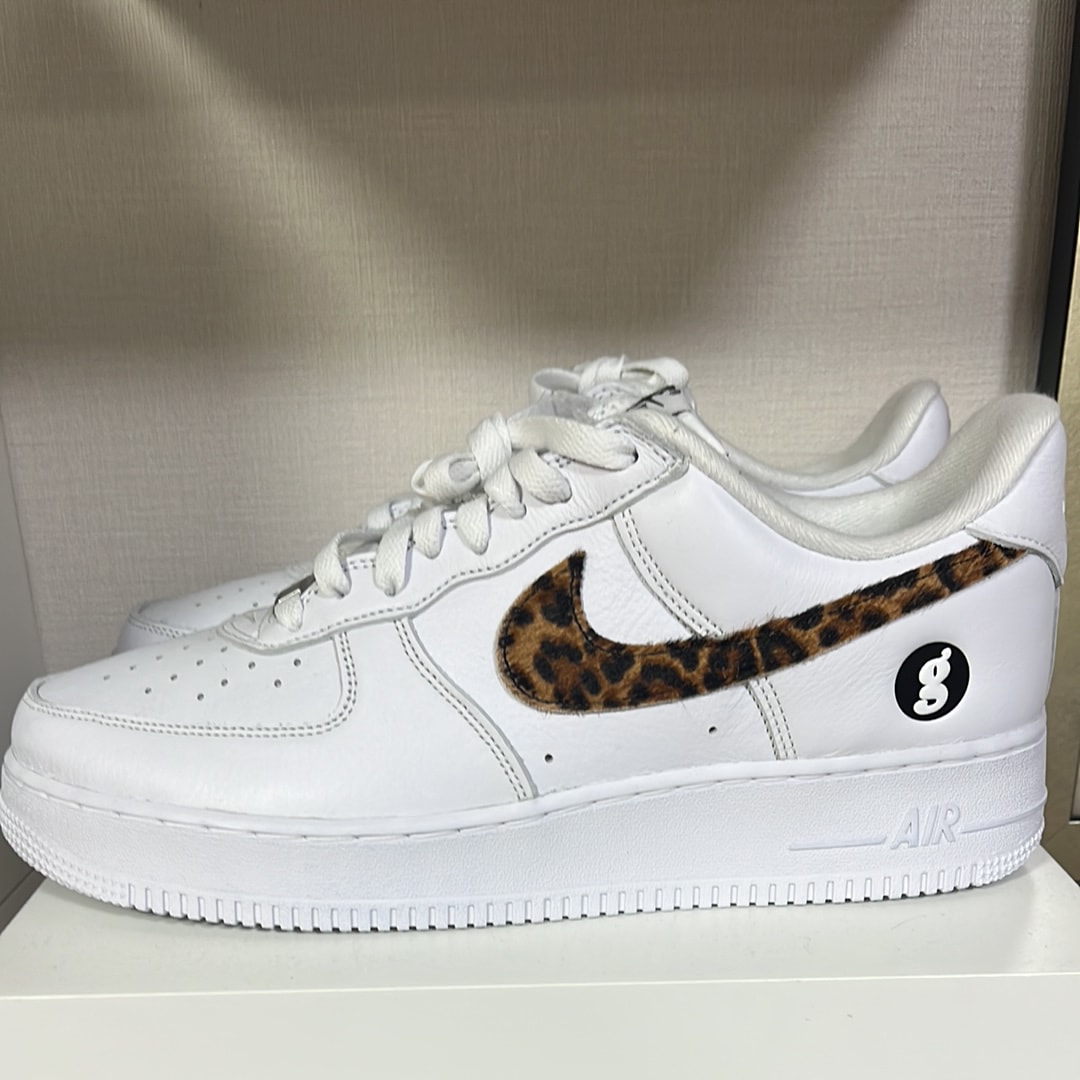 GOODENOUGH × Supreme × Nike Air Force 1 Low "White/Leopard" (25SS Week15)