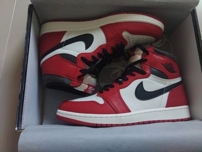 Nike Air Jordan 1 High OG "Lost & Found/Chicago"