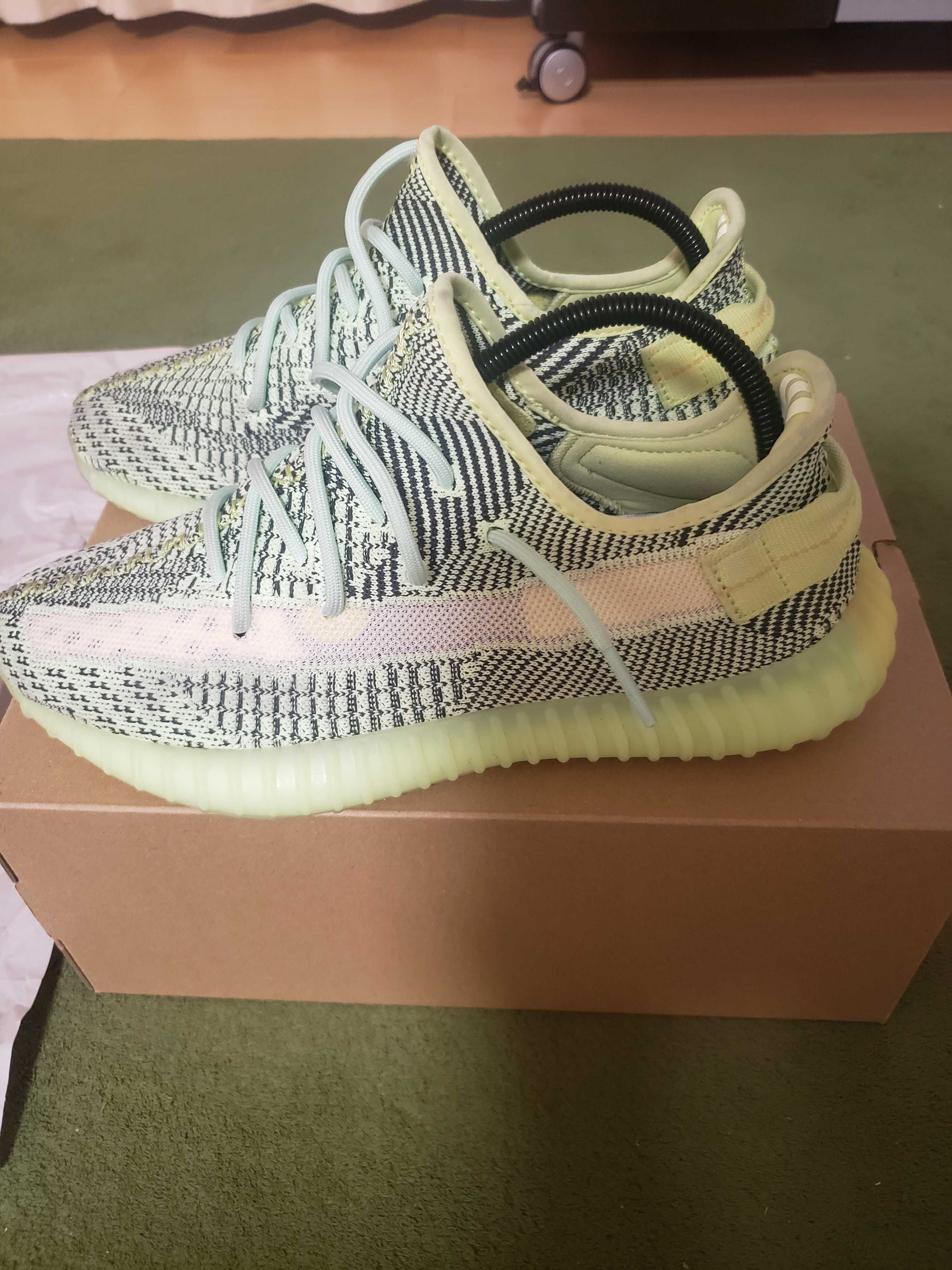 adidas Originals YEEZY Boost 350 V2 "Yeezreel"