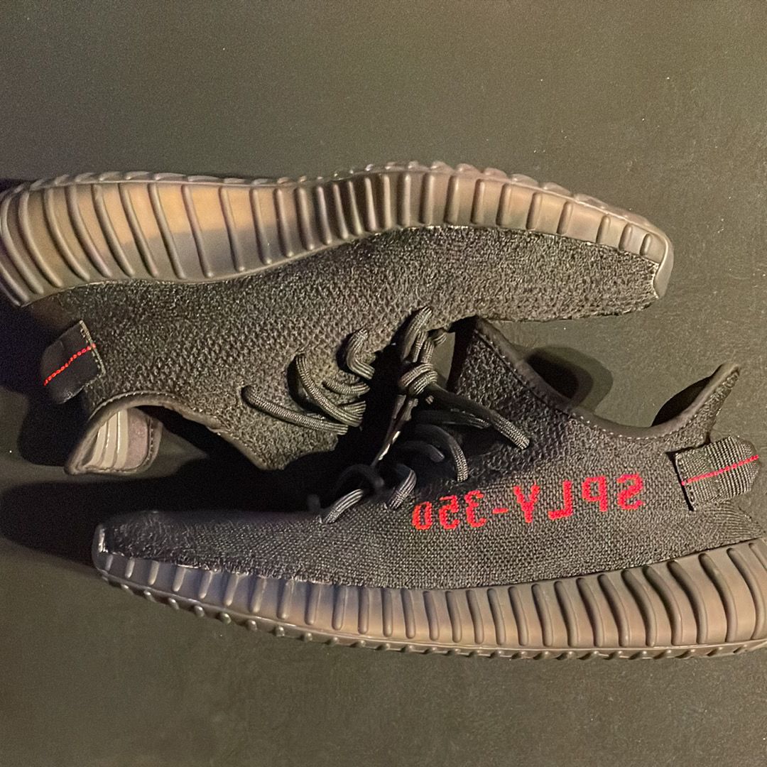 adidas YEEZY Boost 350 V2 "Core Black/Red" (2020)