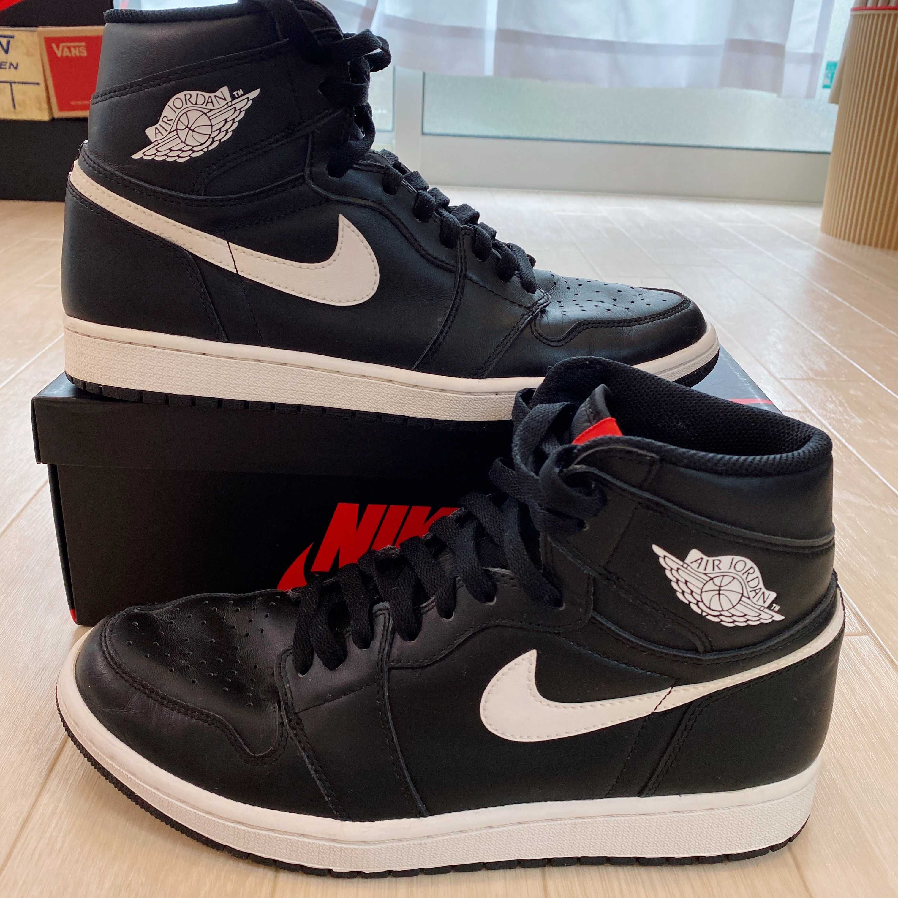 Nike Air Jordan 1 Retro High "Yin Yang Black"