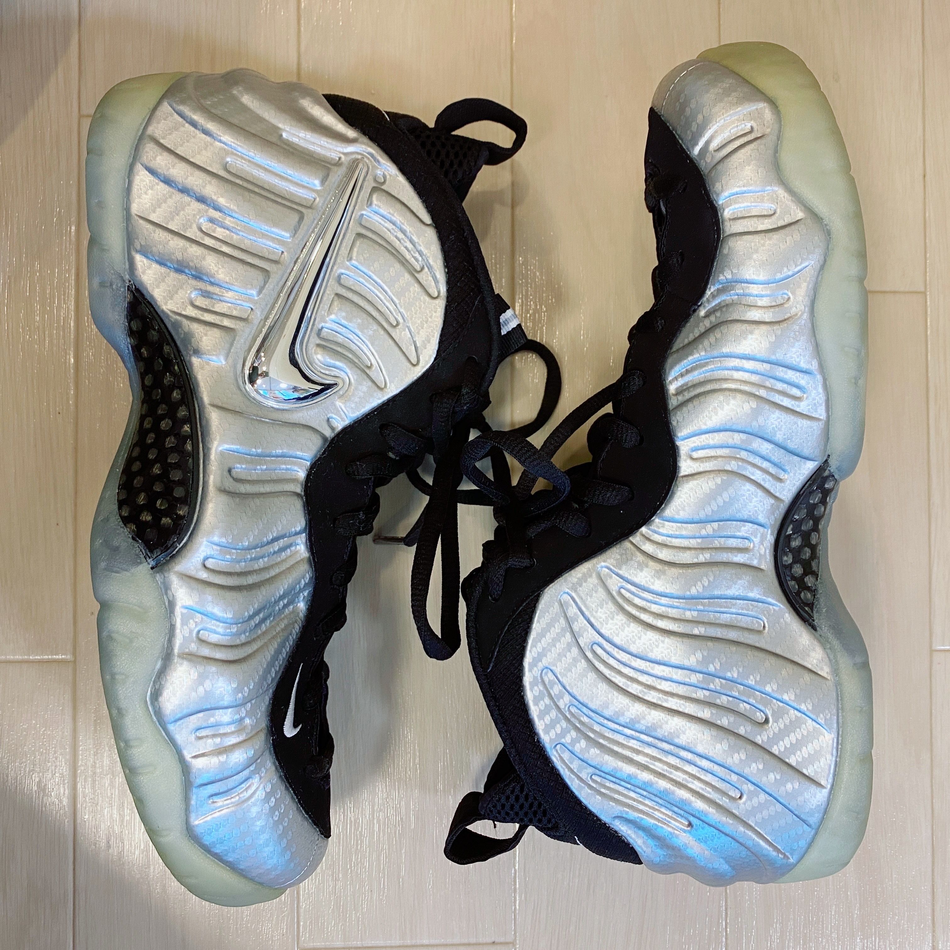 Nike Air Foamposite Pro "Silver Surfer"