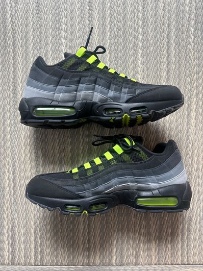 Nike Air Max 95 "Black/Anthracite/Smoke Grey/Volt"