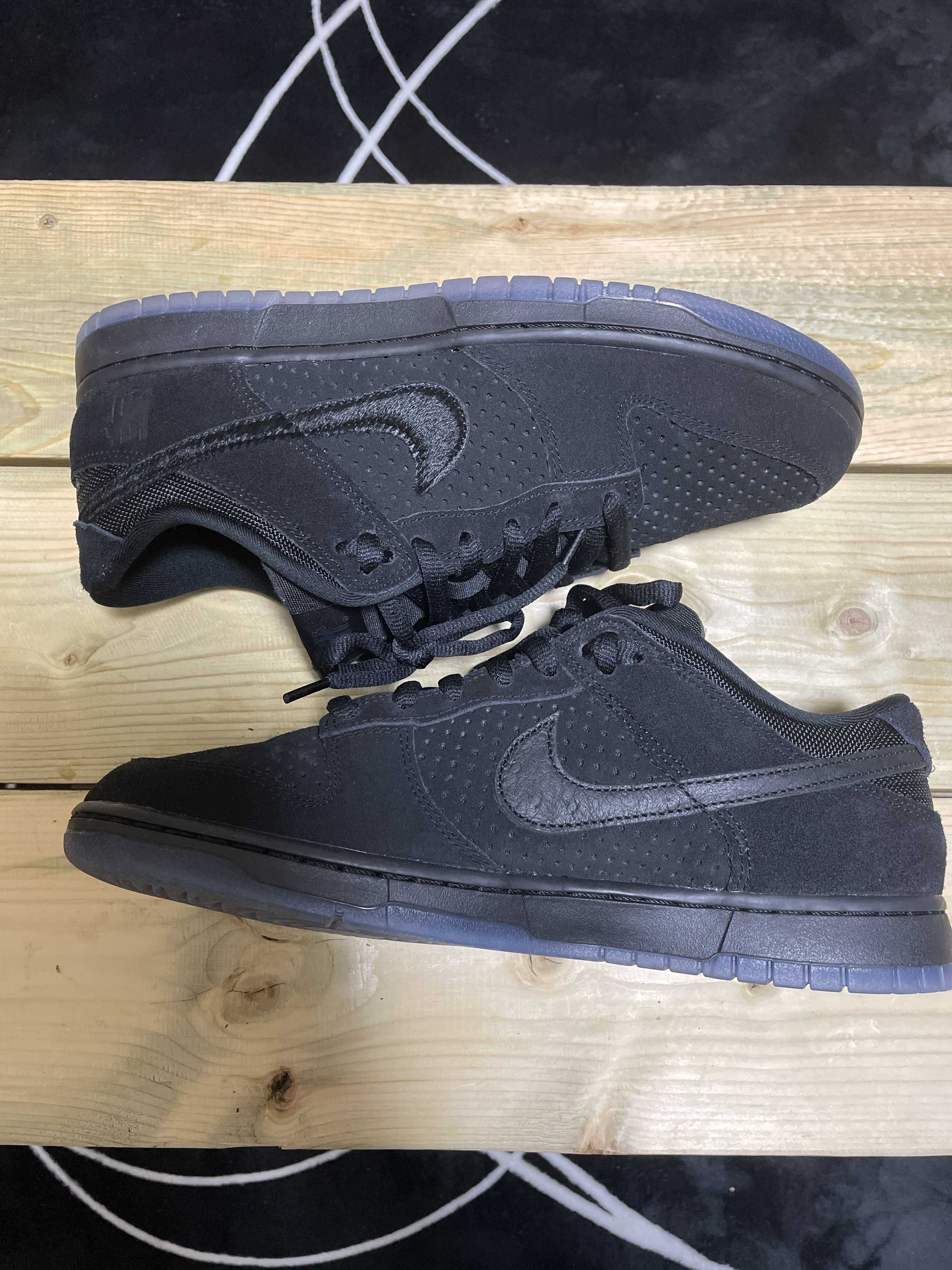 UNDEFEATED × Nike Dunk Low SP "5 ON IT"