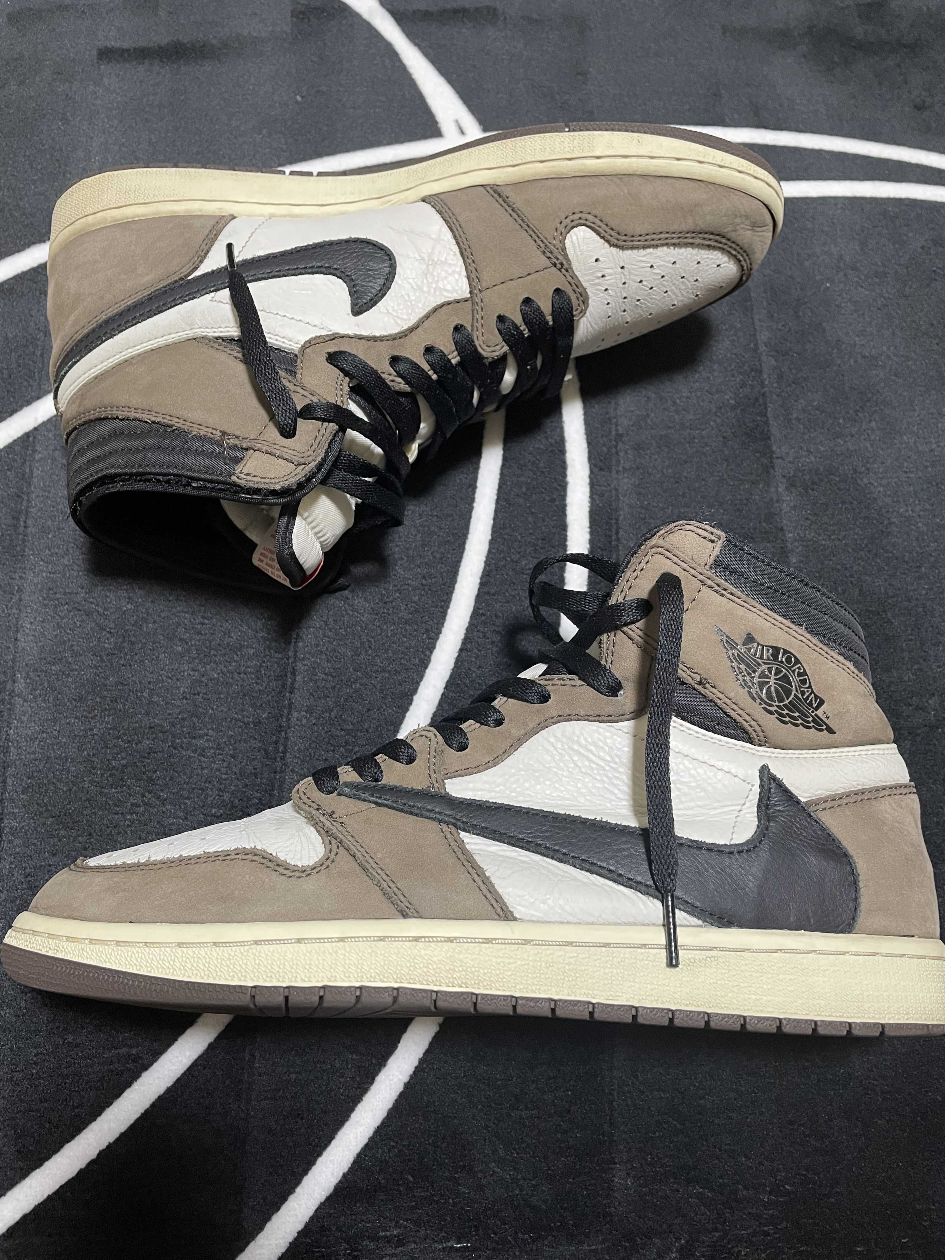 Travis Scott × Nike Air Jordan 1 Retro High OG TS SP "Sail/Dark Mocha"