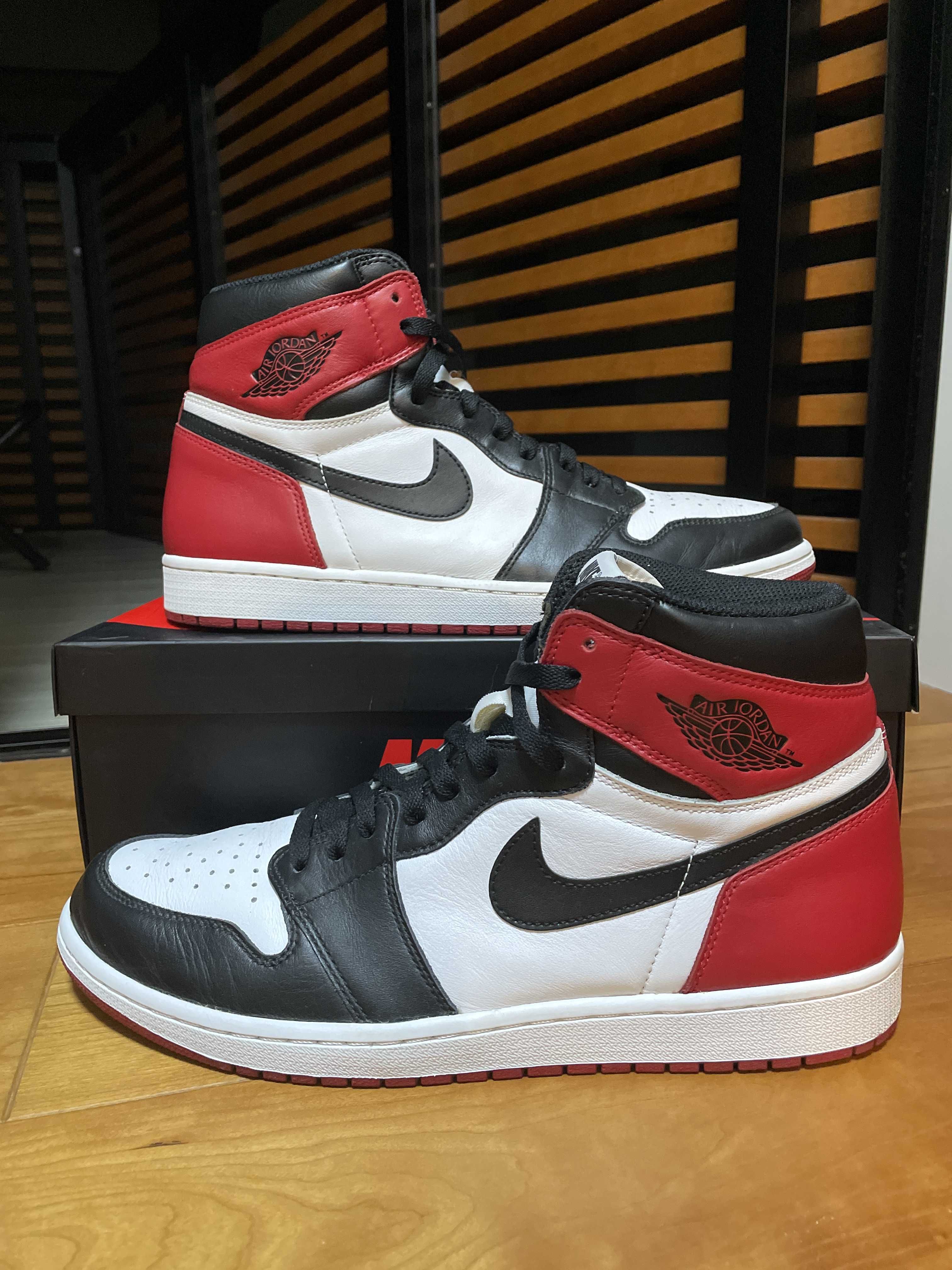 Nike Air Jordan 1 Retro High OG "Black Toe"(2016)