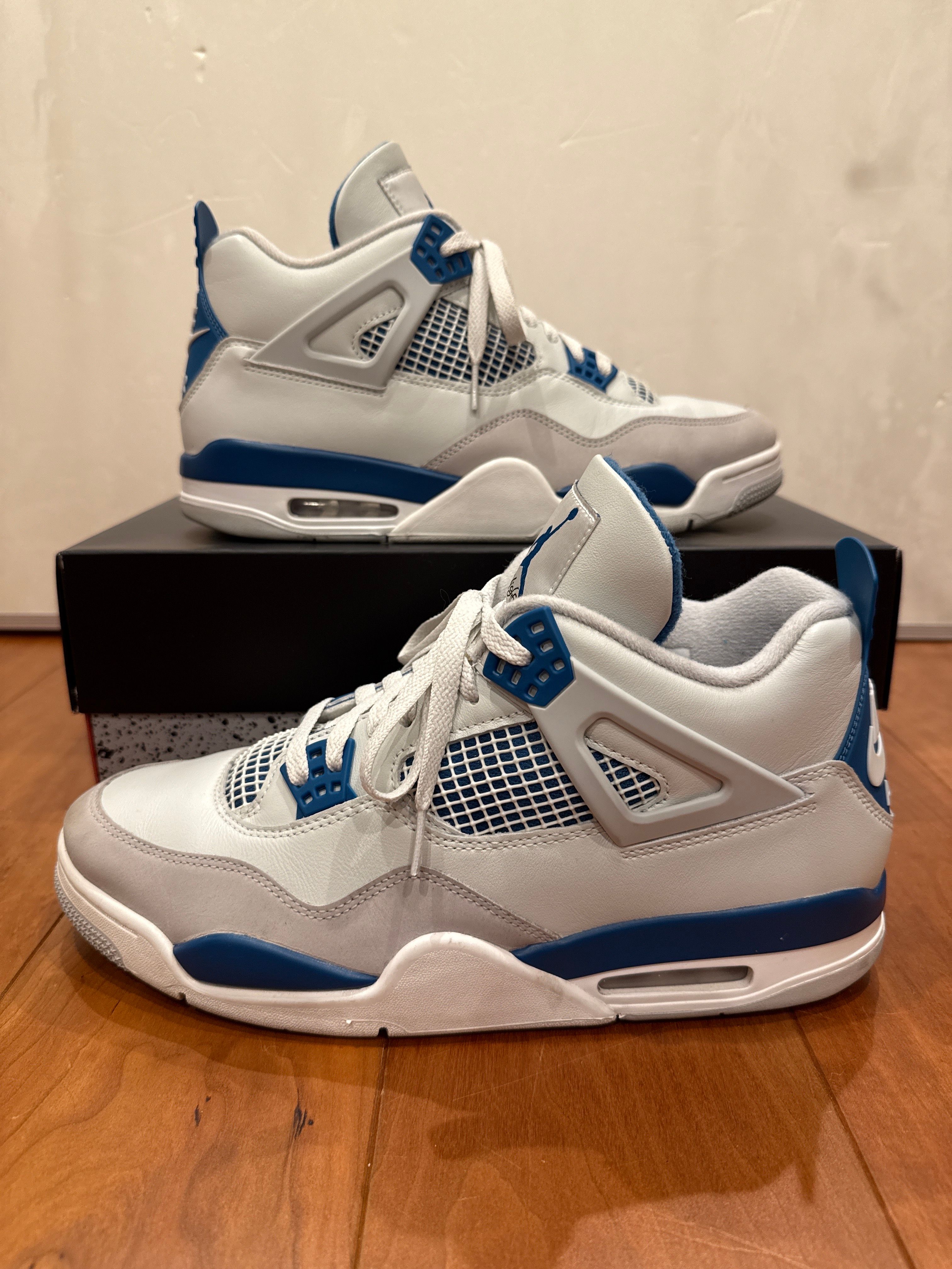 Nike Air Jordan 4 Retro "Industrial Blue"