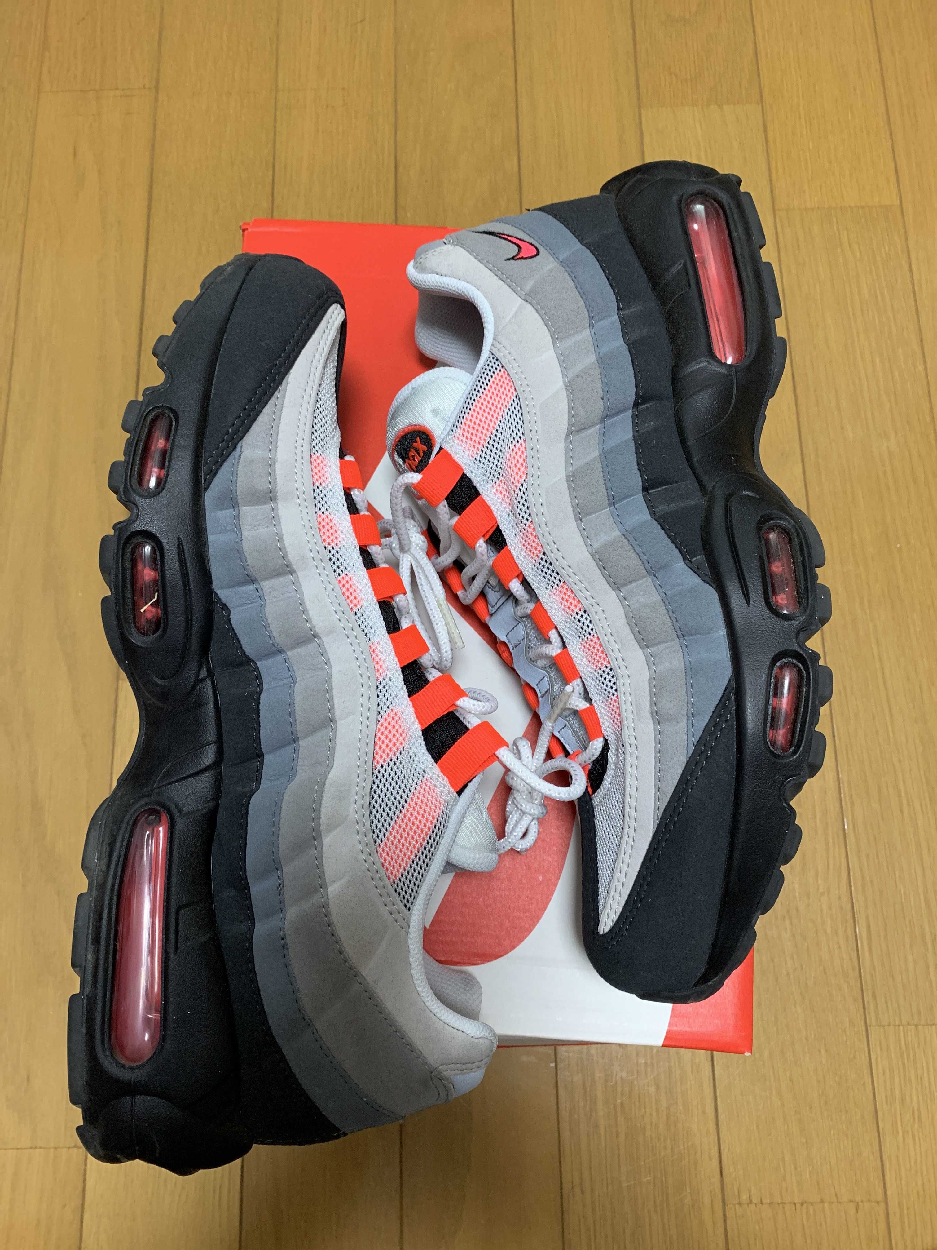 Nike Air Max 95 OG "White/Solar Red"