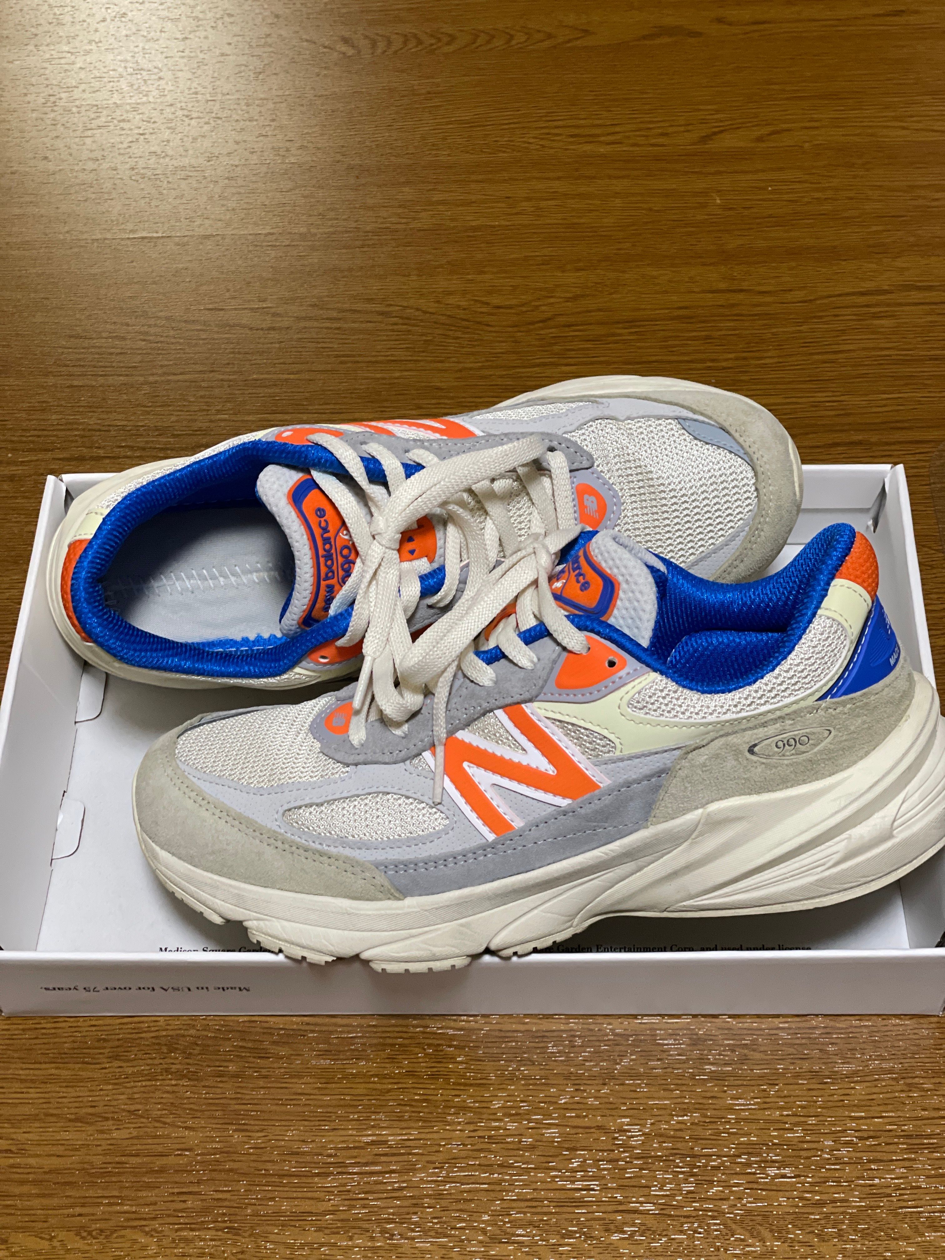 KITH × New Balance 990V6 Madison Square Garden "Sanddrift"