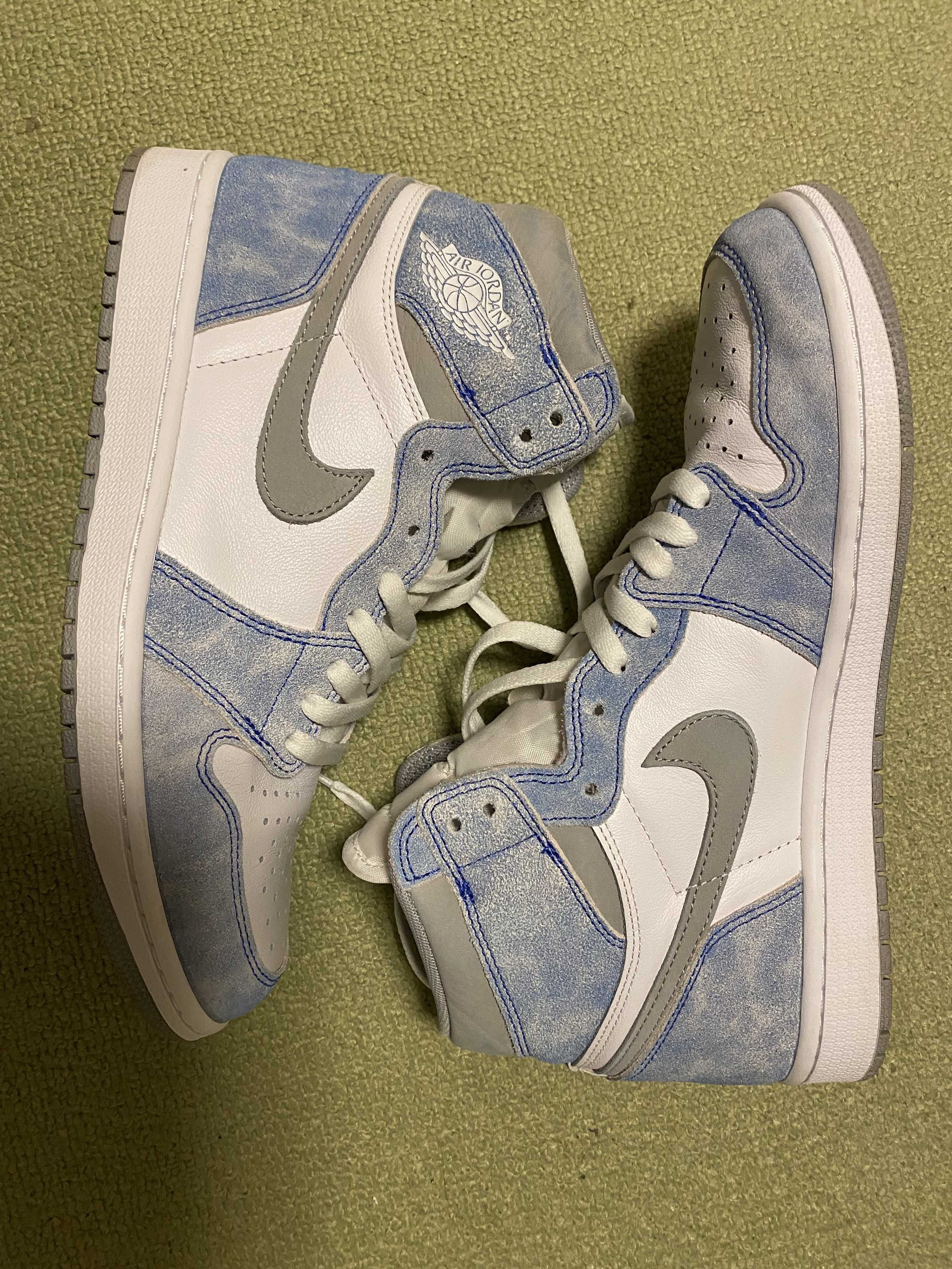 Nike Air Jordan 1 High OG "Hyper Royal"