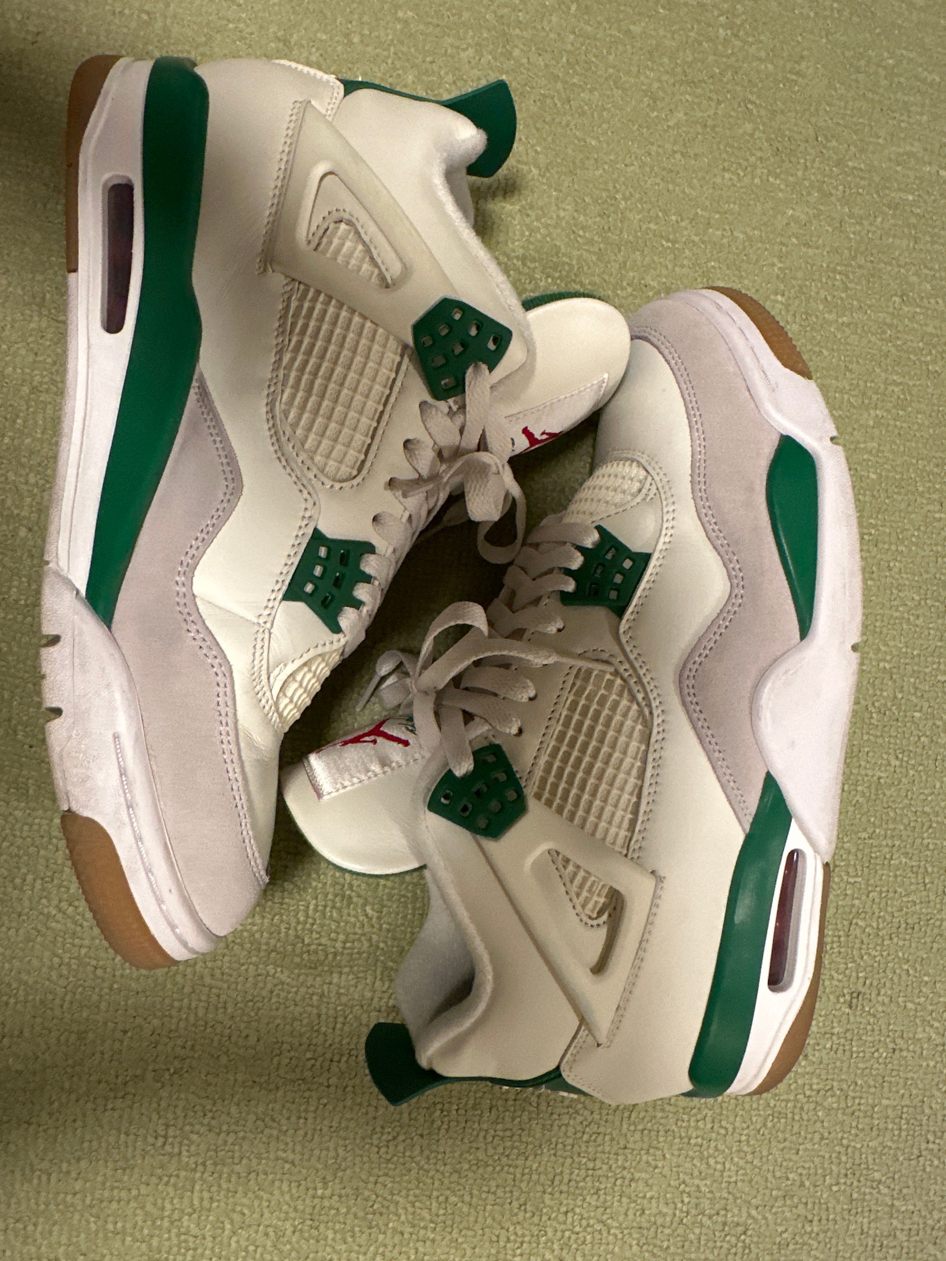 Nike SB × Air Jordan 4 Retro SP "Pine Green"