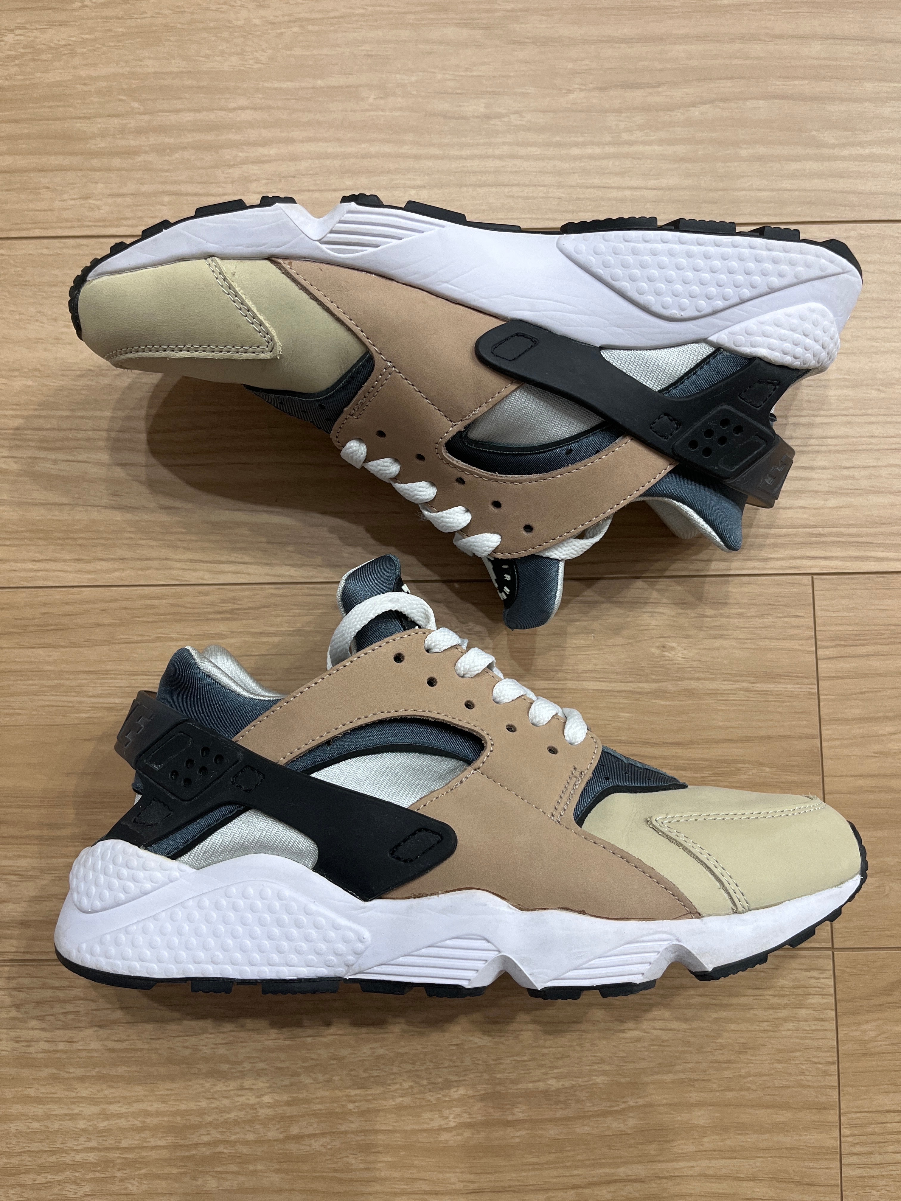 Nike Air Huarache "Escape" (2021)