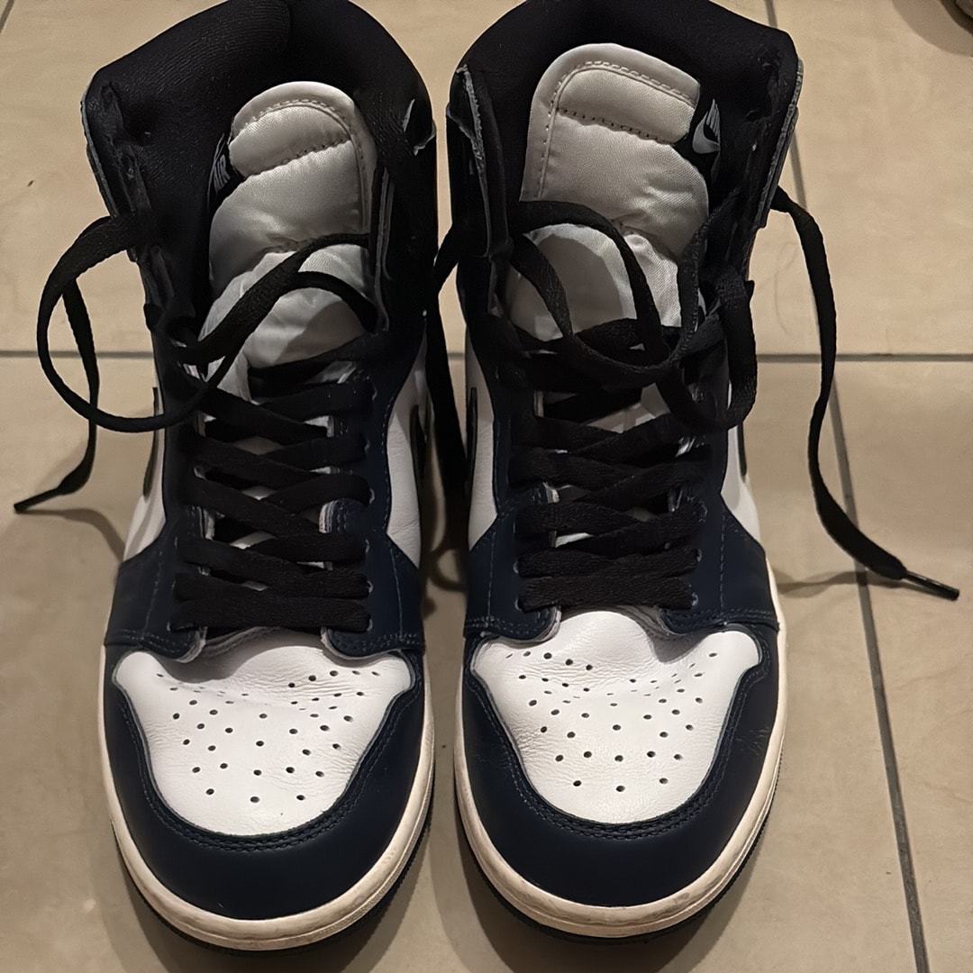 Nike Air Jordan 1 Retro High OG "Midnight Navy"