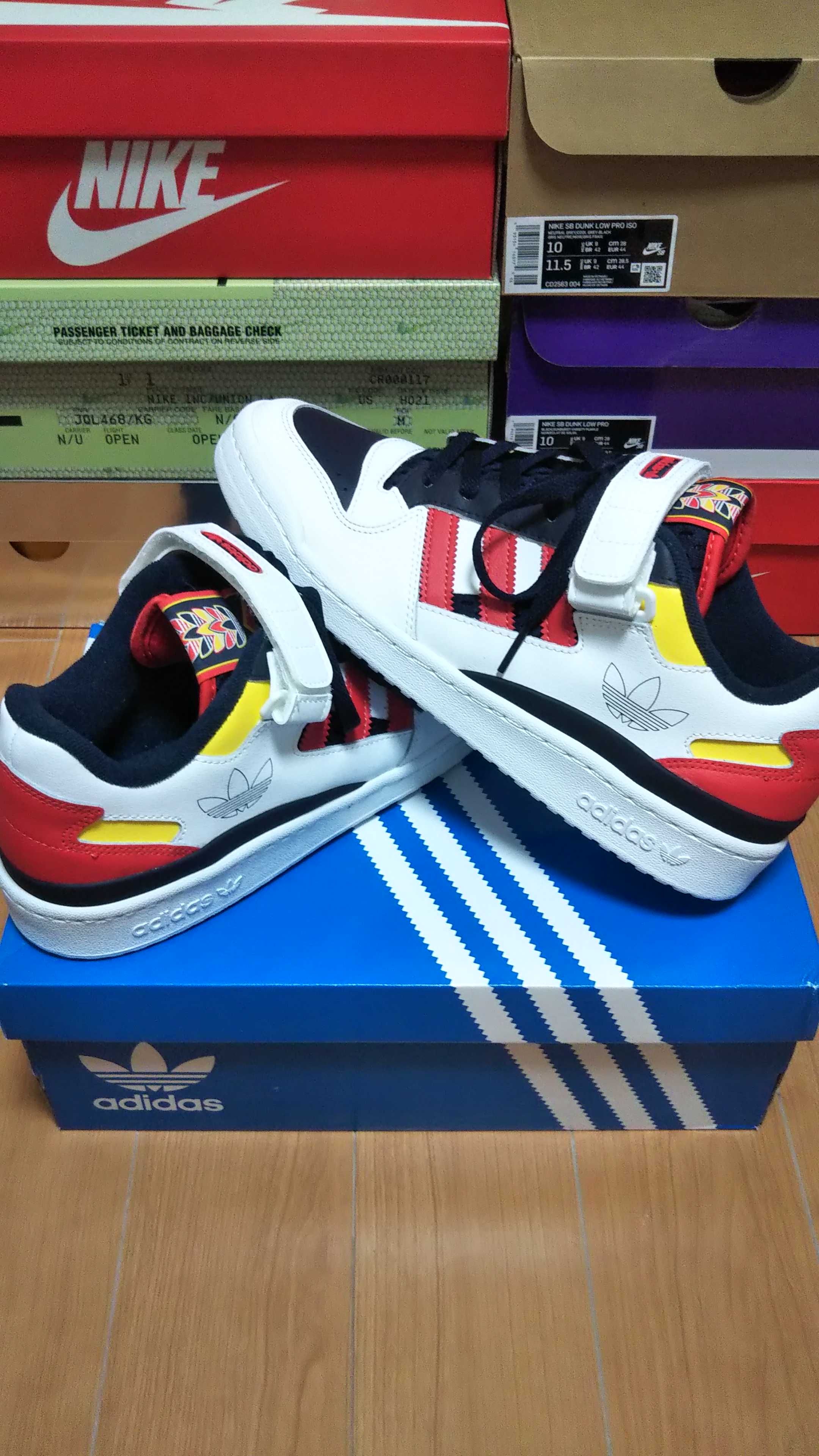 adidas Forum Low "Legend Ink Red"