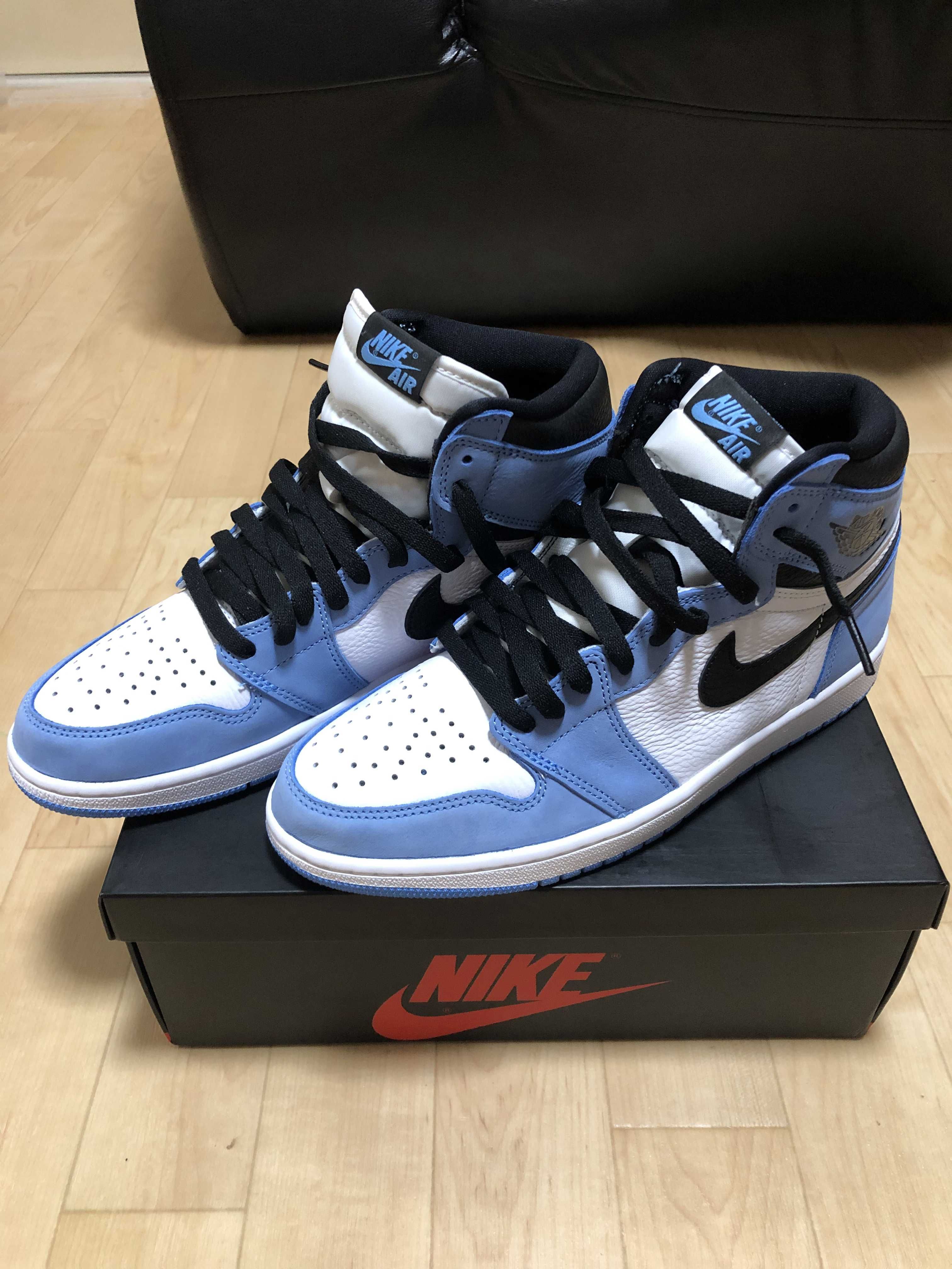Nike Air Jordan 1 High OG "University Blue"