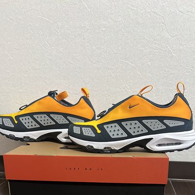 Nike Women's Air Max SNDR "Canyon Gold and Deep Ocean"