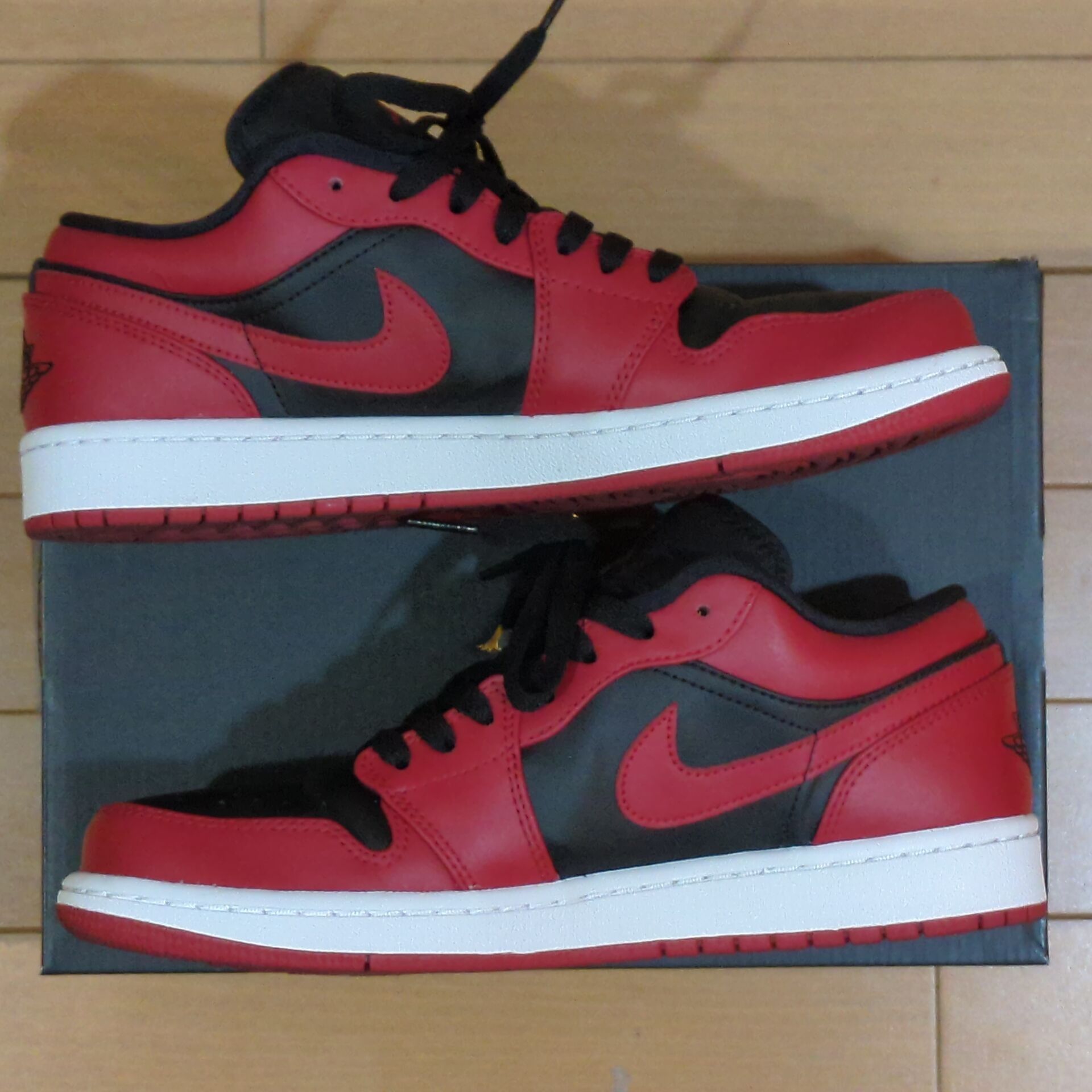 Nike Air Jordan 1 Low "Varsity Red"   
