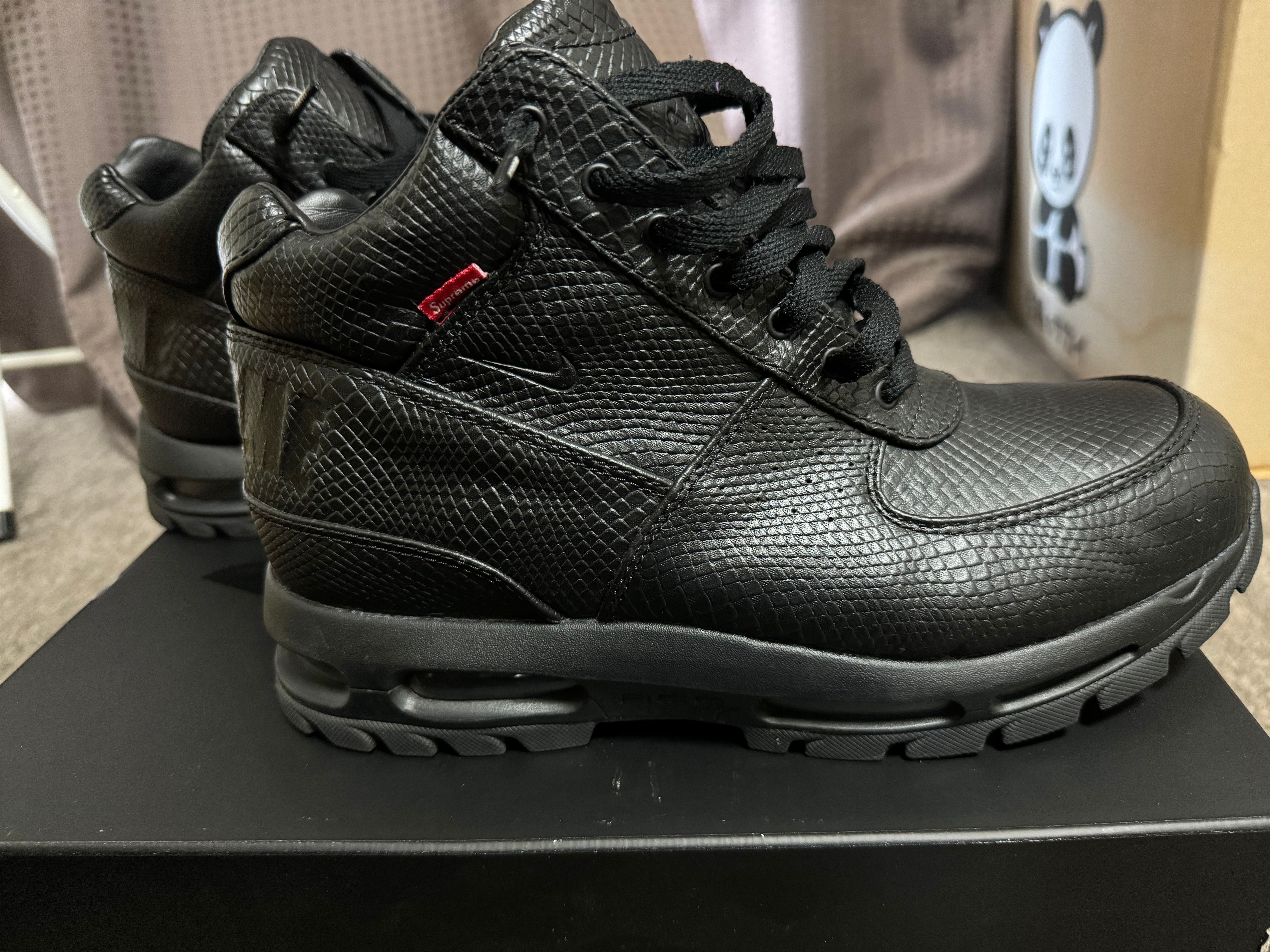 Supreme × Nike Air Max Goadome "Black"