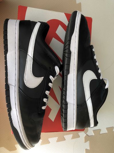 Nike Dunk Low "Black Panda"