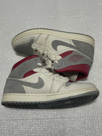 SNS×NIKE AIR JORDAN 1 MID "GREY/RED"
