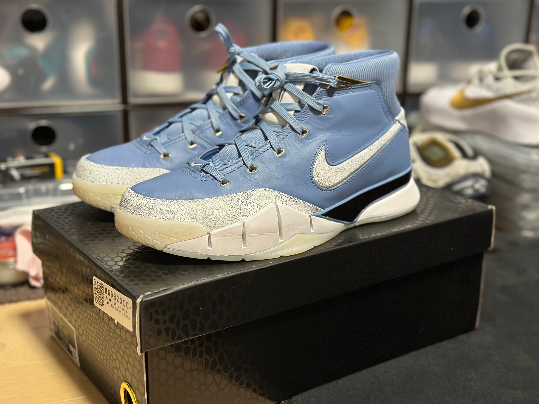 Nike Kobe 1 Protro "Work Blue/Metallic Gold"