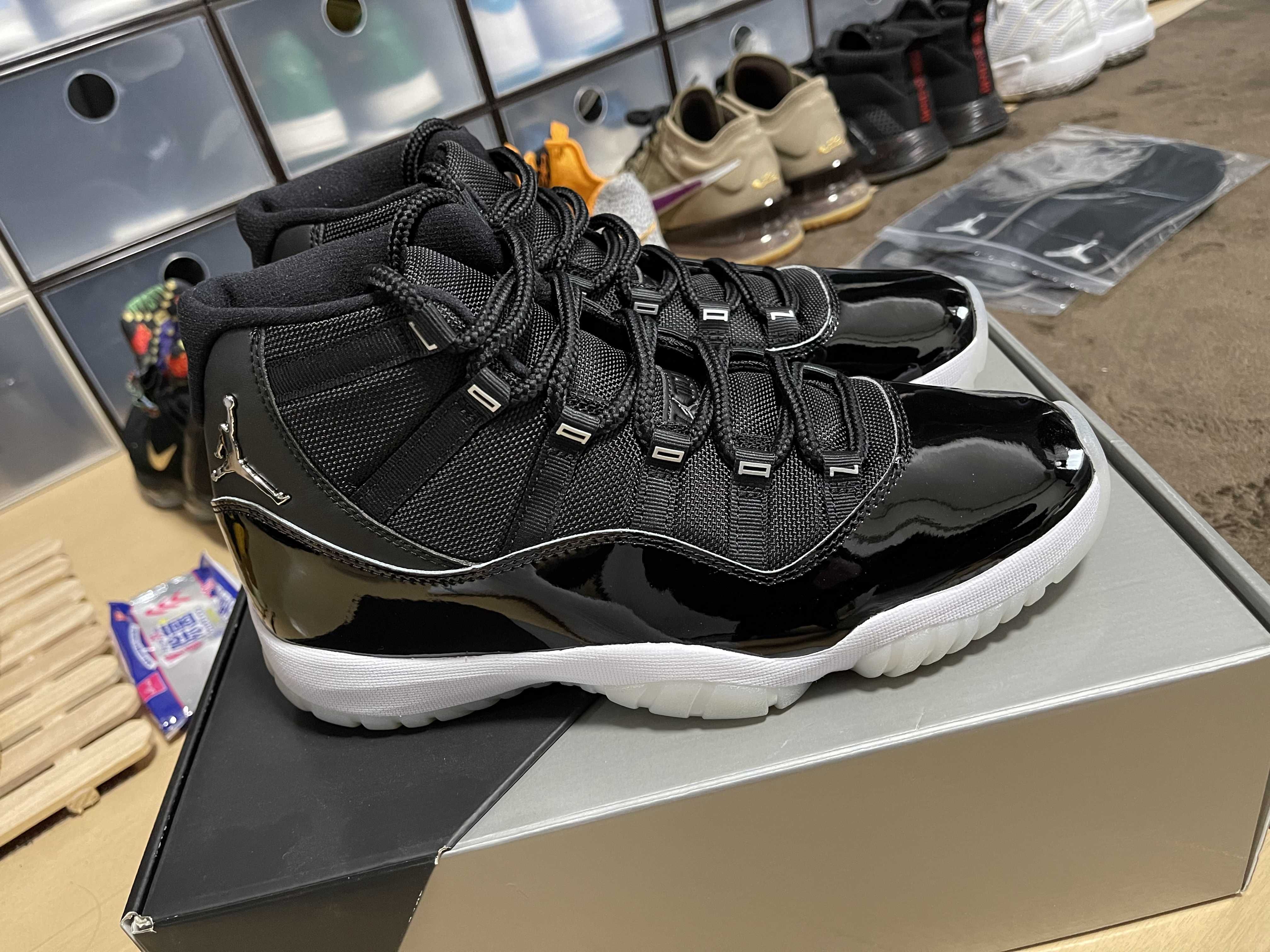 Nike Air Jordan 11 "Jubilee"