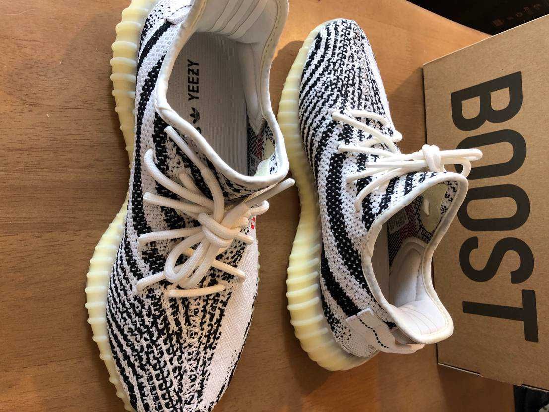 adidas YEEZY Boost 350 V2 "Zebra"
