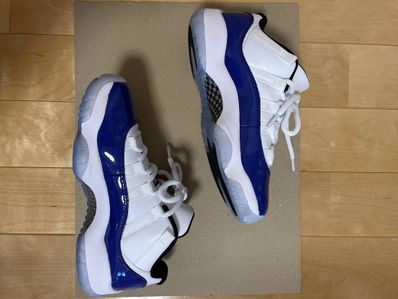NIKE Women's AIR JORDAN 11 LOW "CONCORD SKETCH"