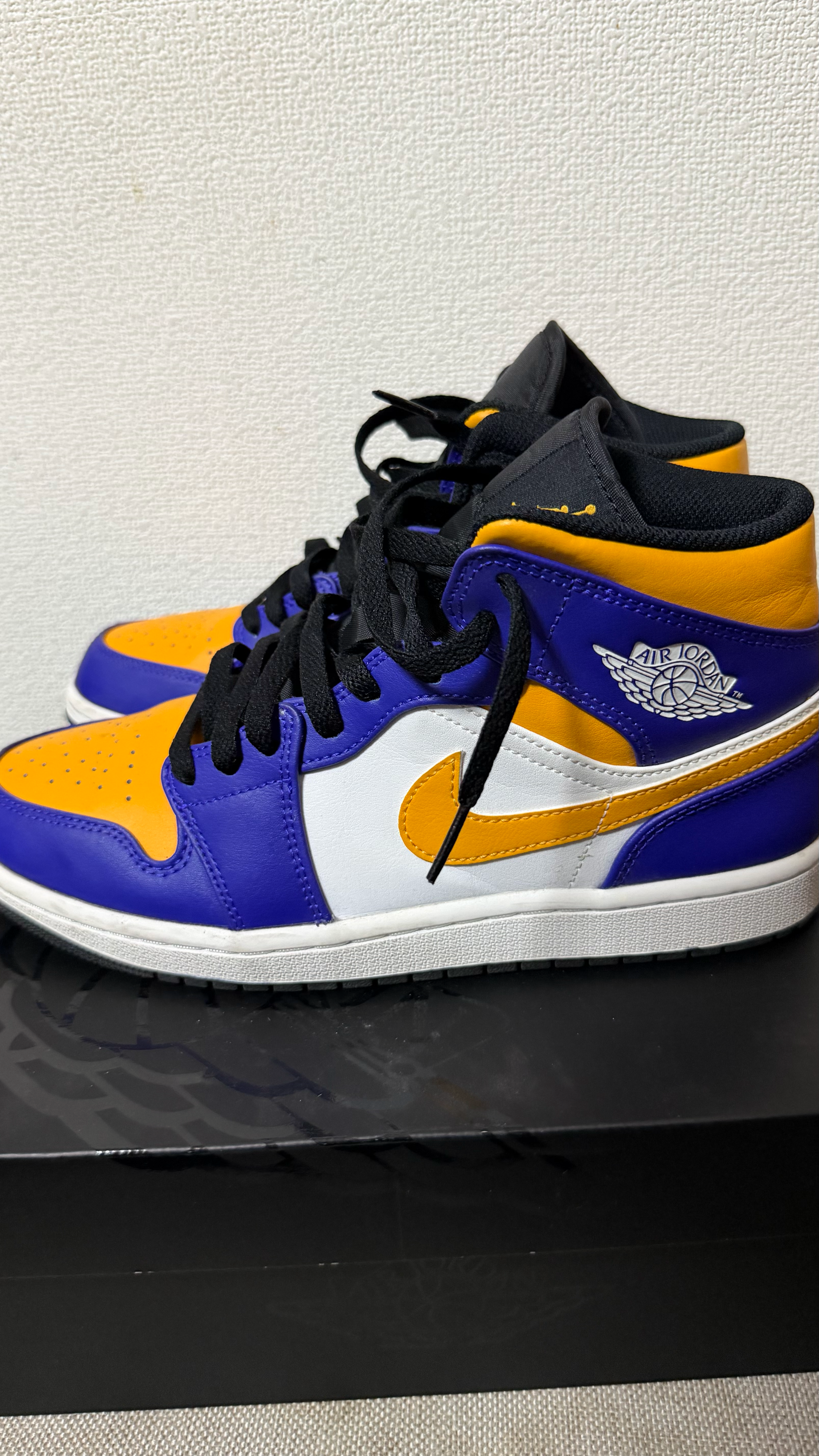 Nike Air Jordan 1 Mid "Lakers"