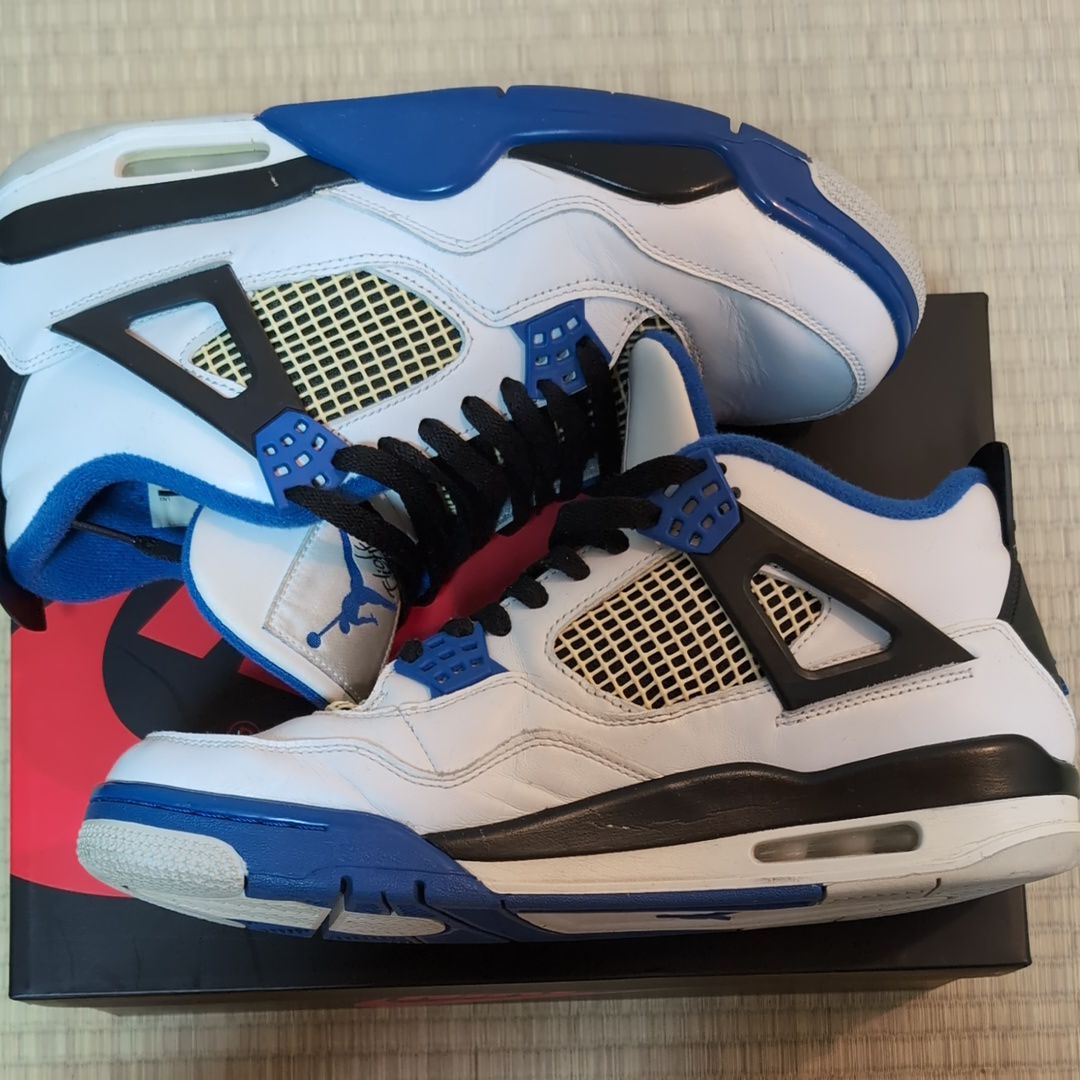 NIKE AIR JORDAN 4 RETRO "MOTORSPORTS" (2017)