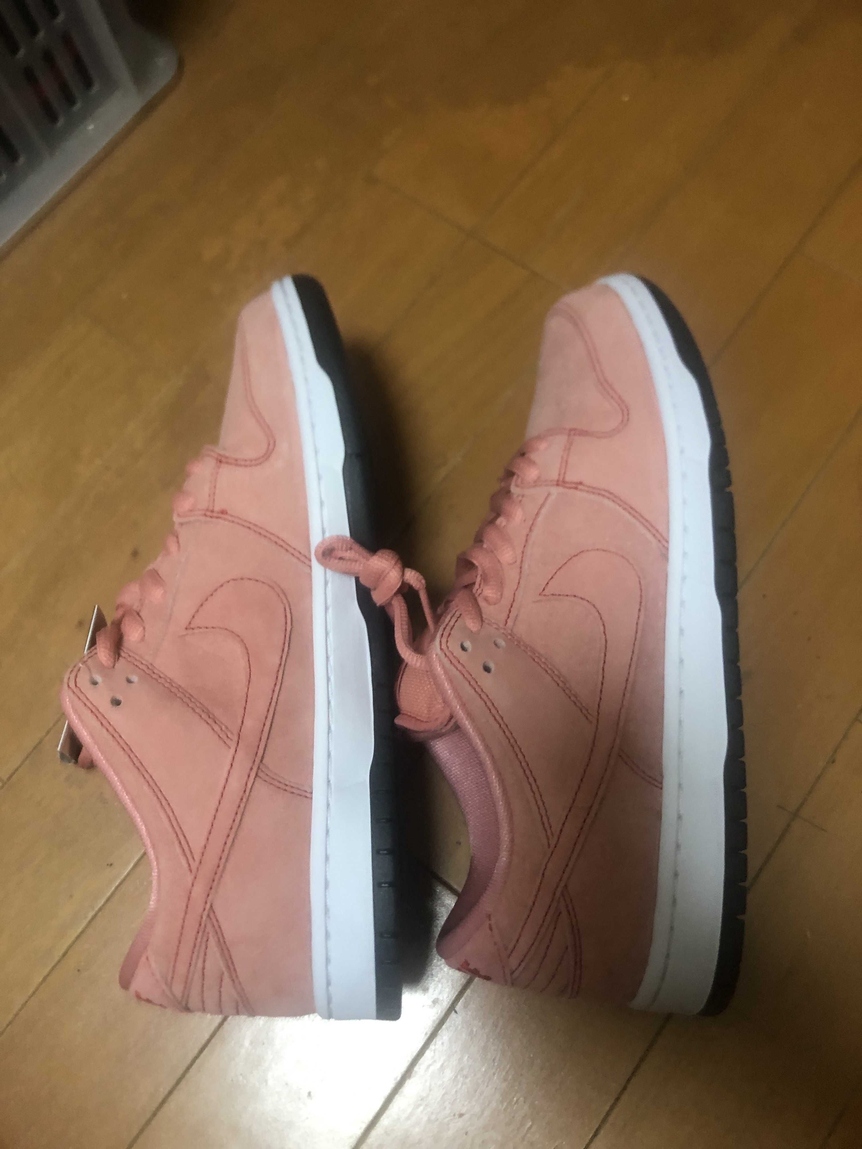 Nike SB Dunk Low "Pink Pig"